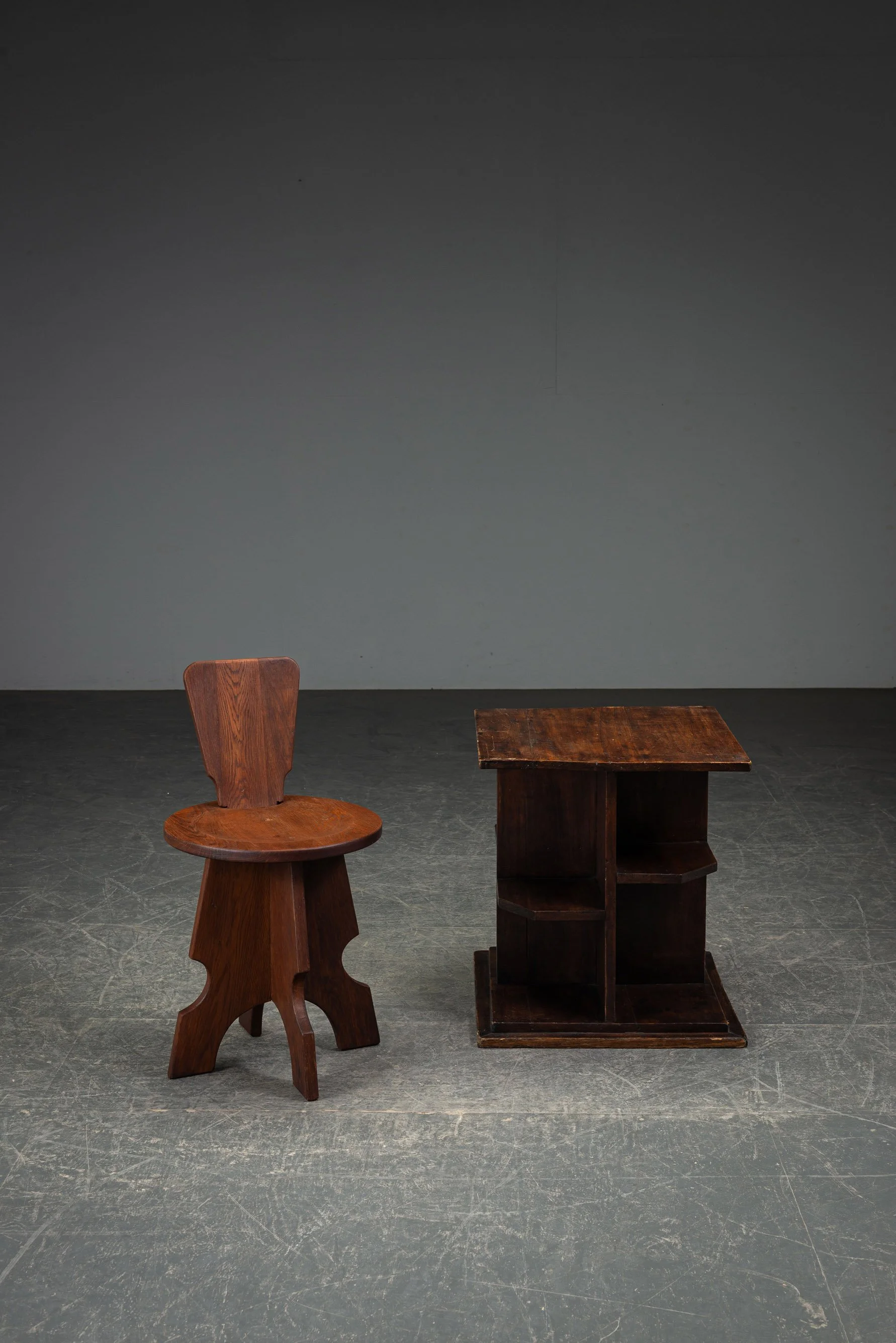 SE-14122025203537-1960s-Sculptural-Stools-1+2_10.jpg