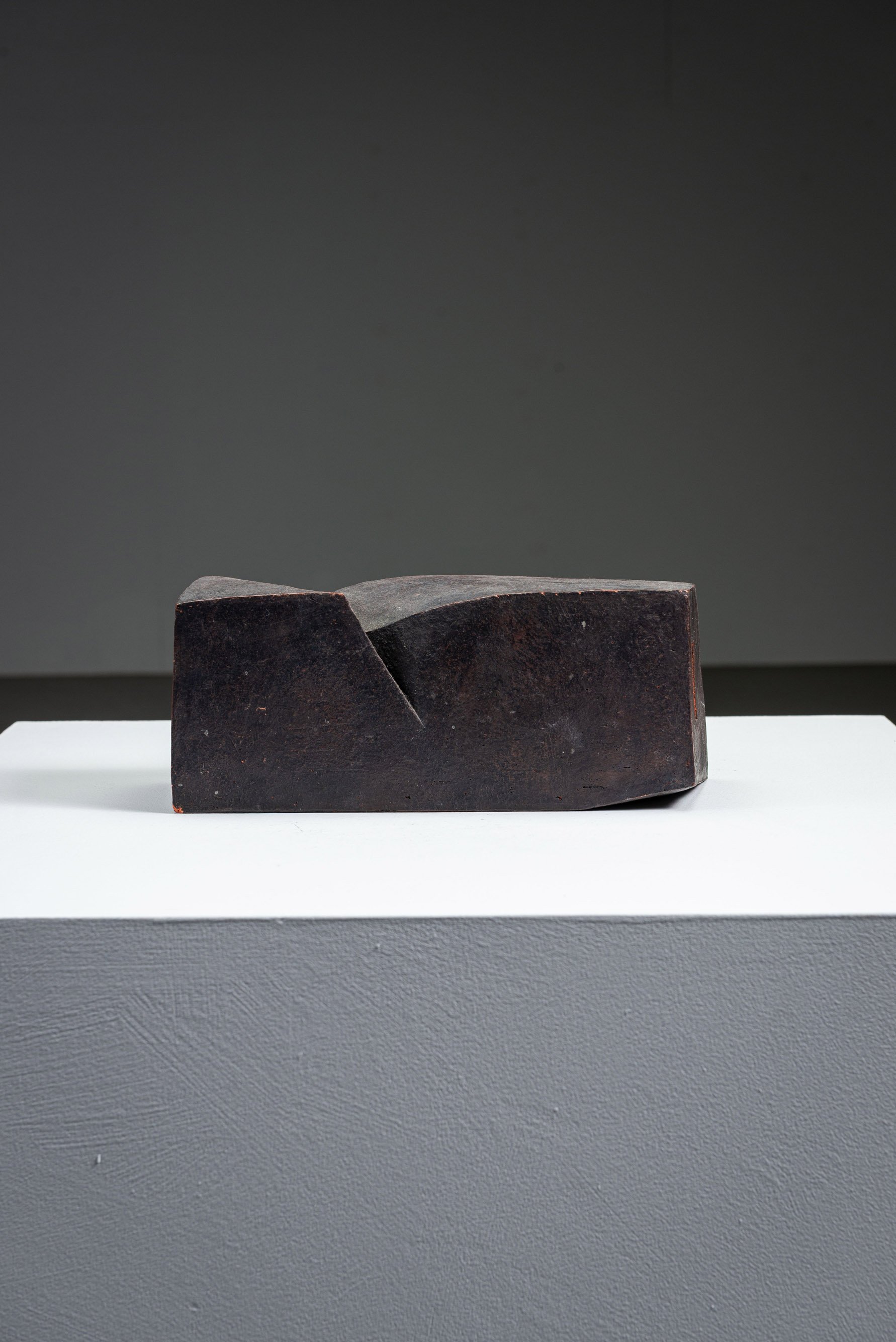 AR-1152026113646-Abstract-Sculpture-by-Cor-Dam-#18_02.jpg