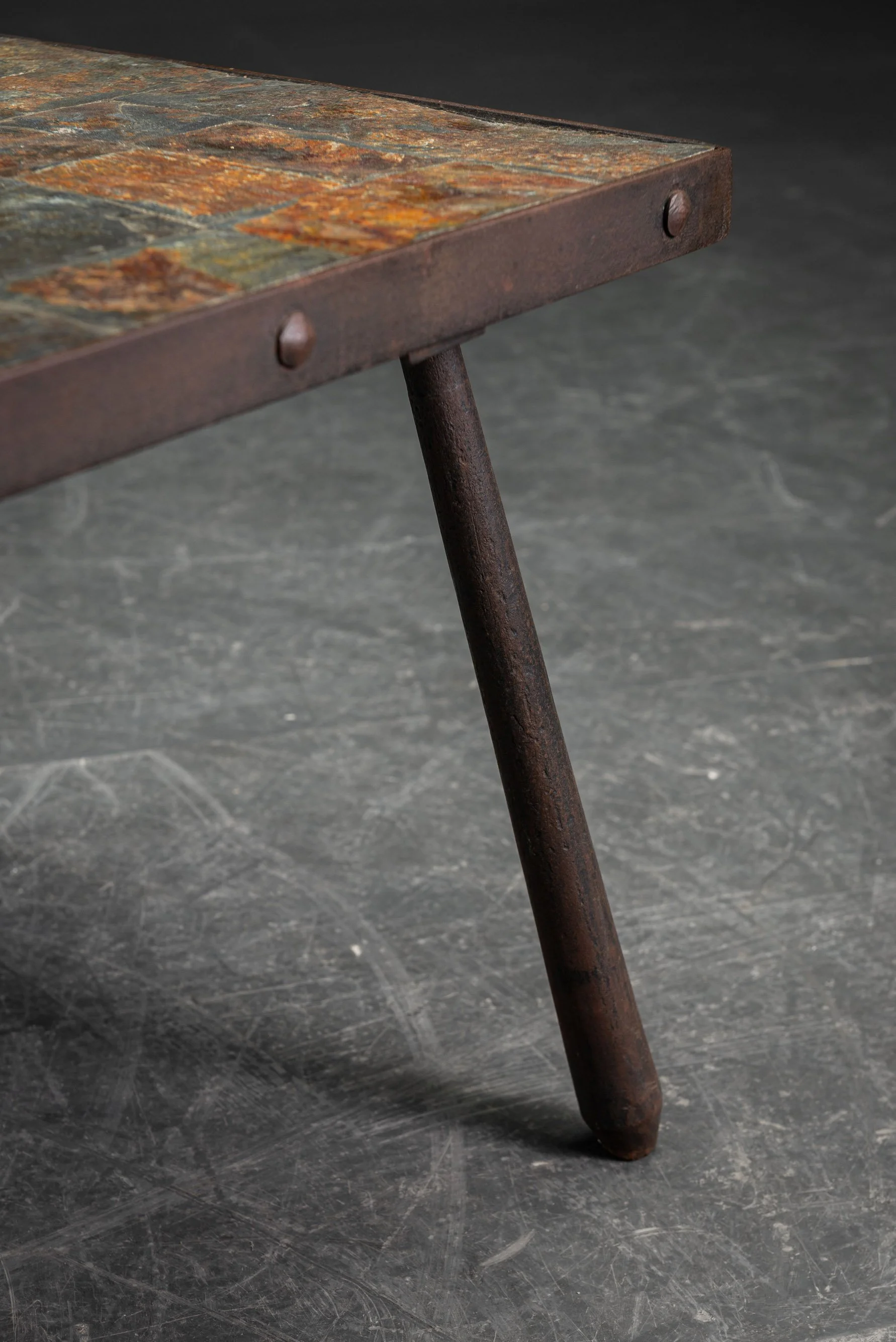 TA-3112025180702-1960s-Modernist-Side-Table_06.jpg