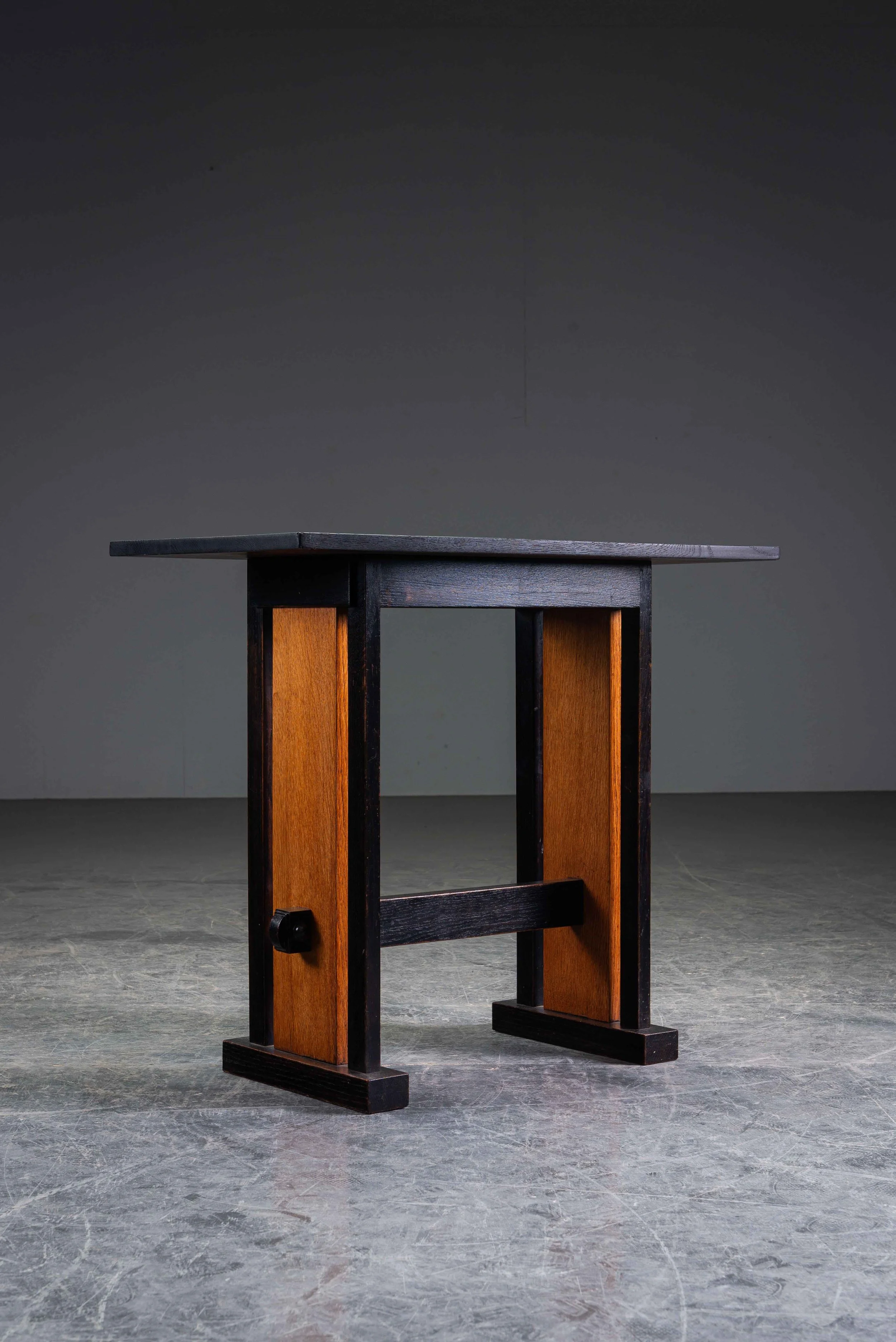 TA-3072025230631-1920s-Haagse-School-Side-Table-by-Cor-Alons_04.jpg