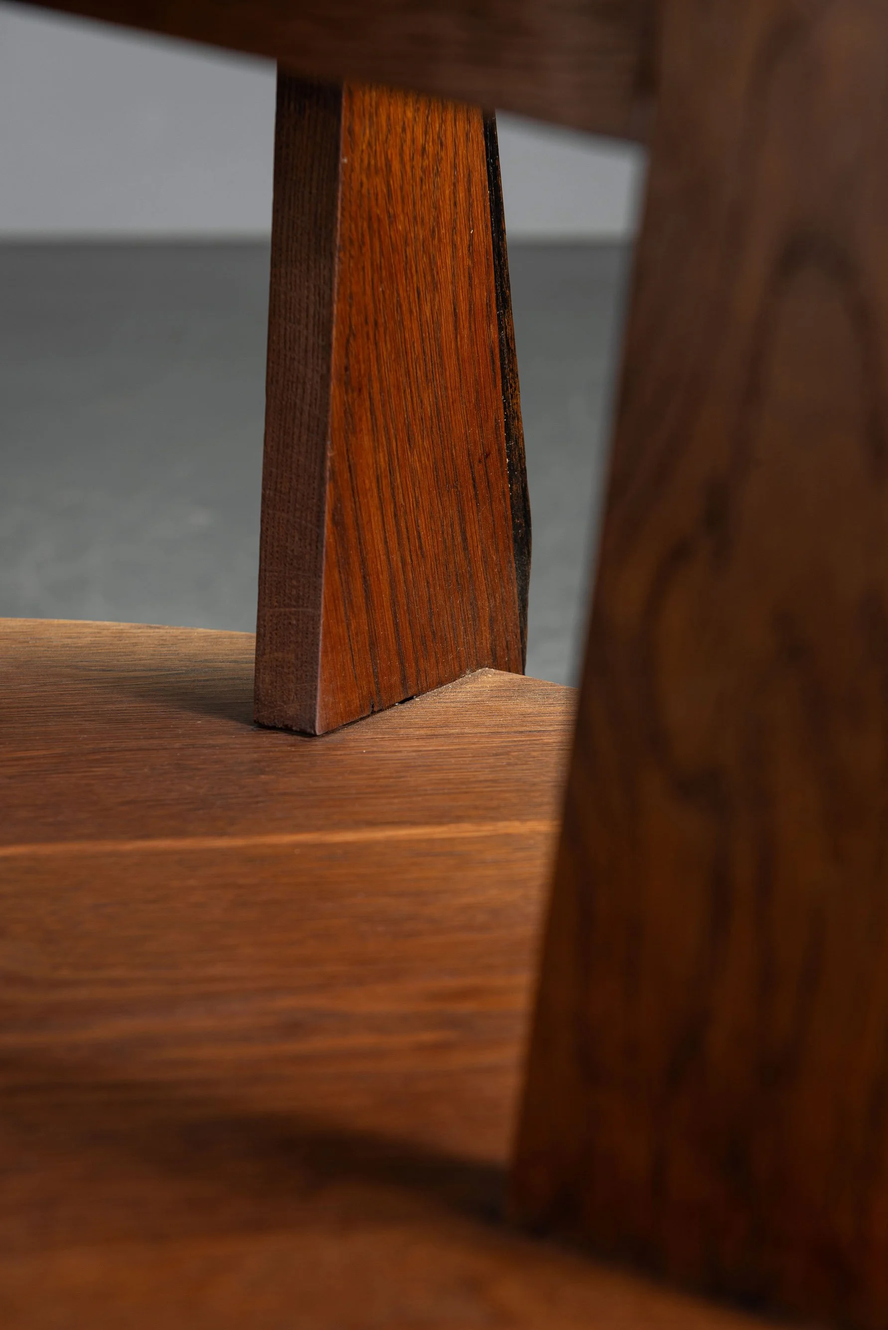 TA-2772025154555-1920s-Amsterdamse-School-Side-Table_08.jpg
