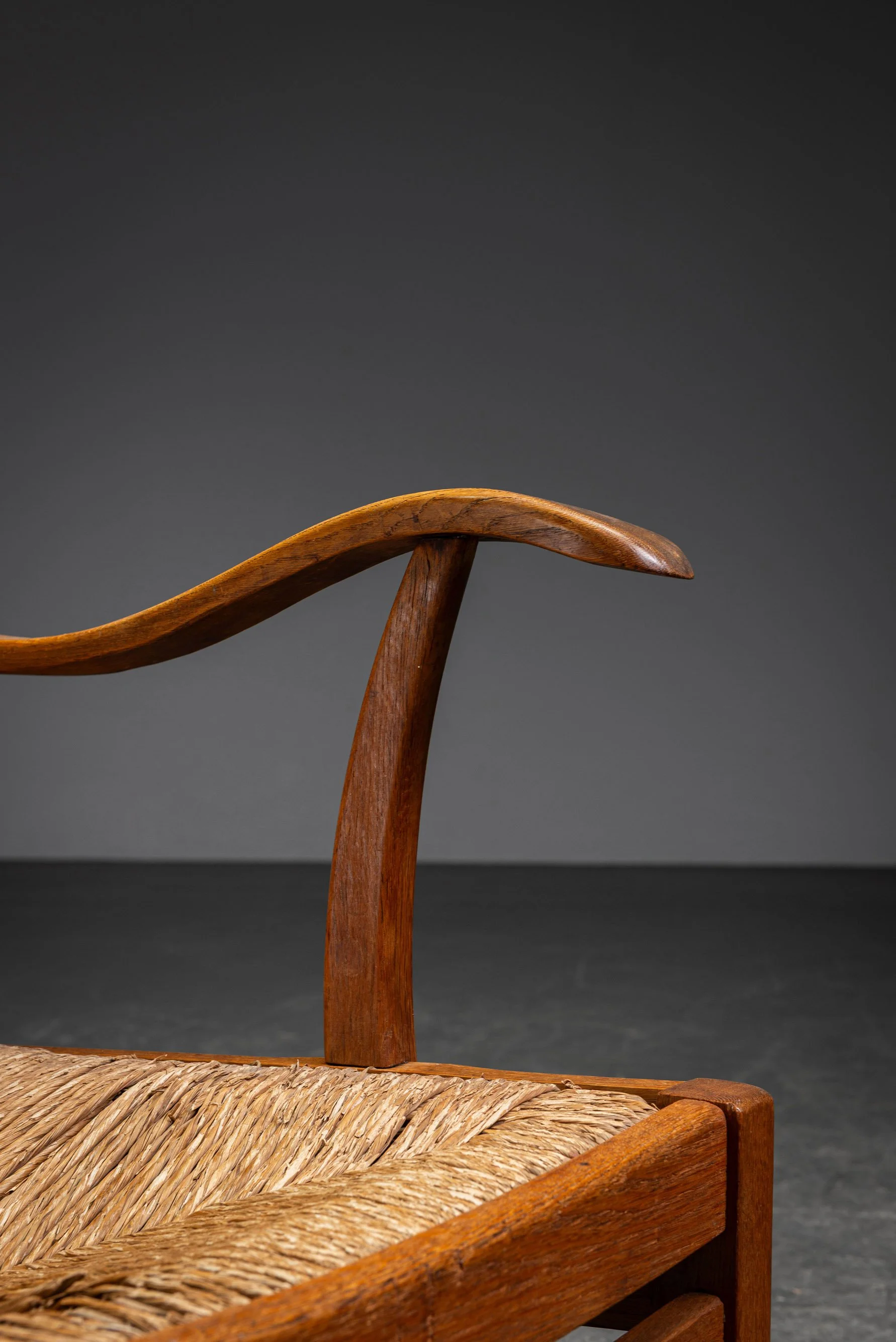 SE-892026125029-1960s-Armchair_13.jpg