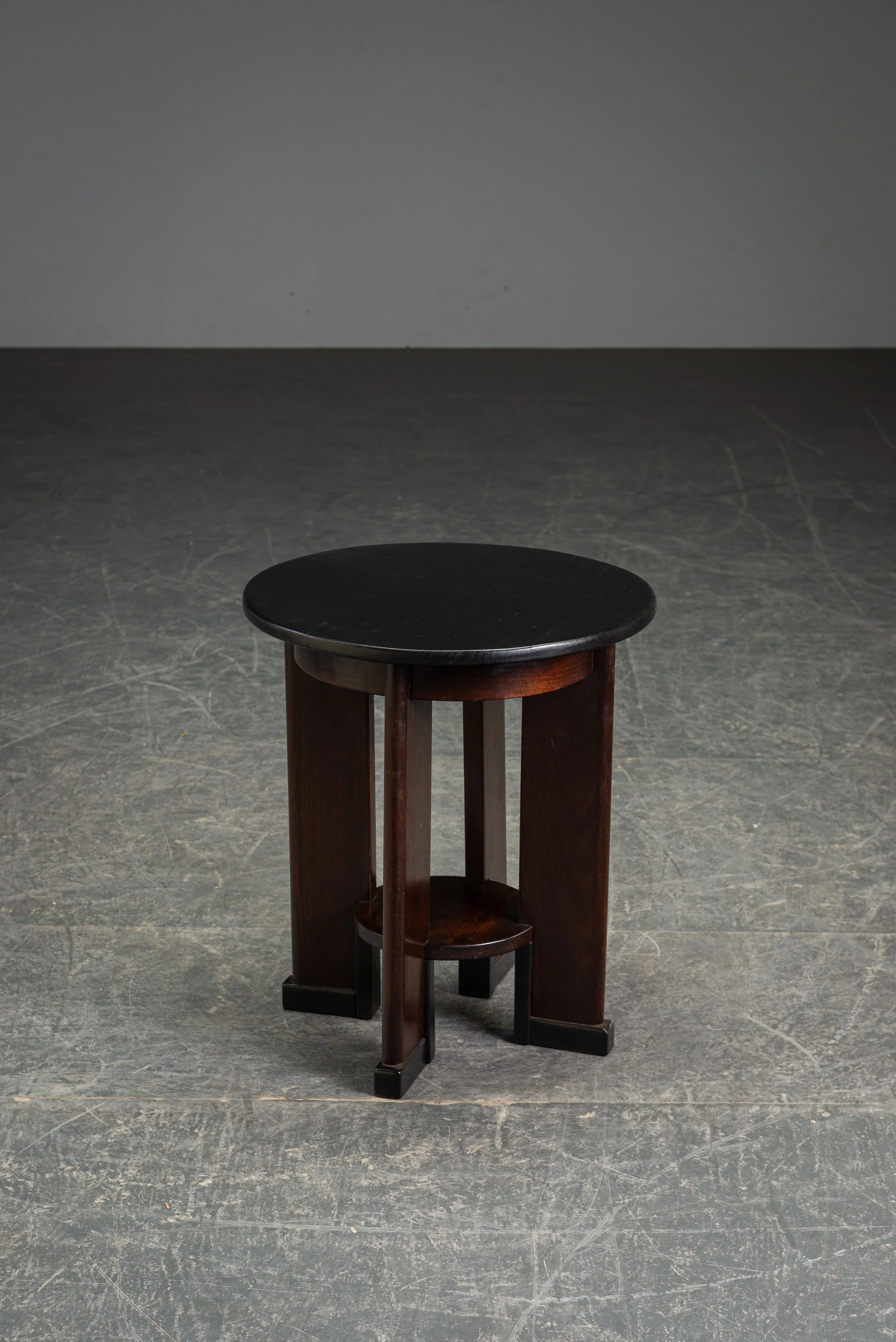 Haagse School J.J. Zijfers & Co. Side Table