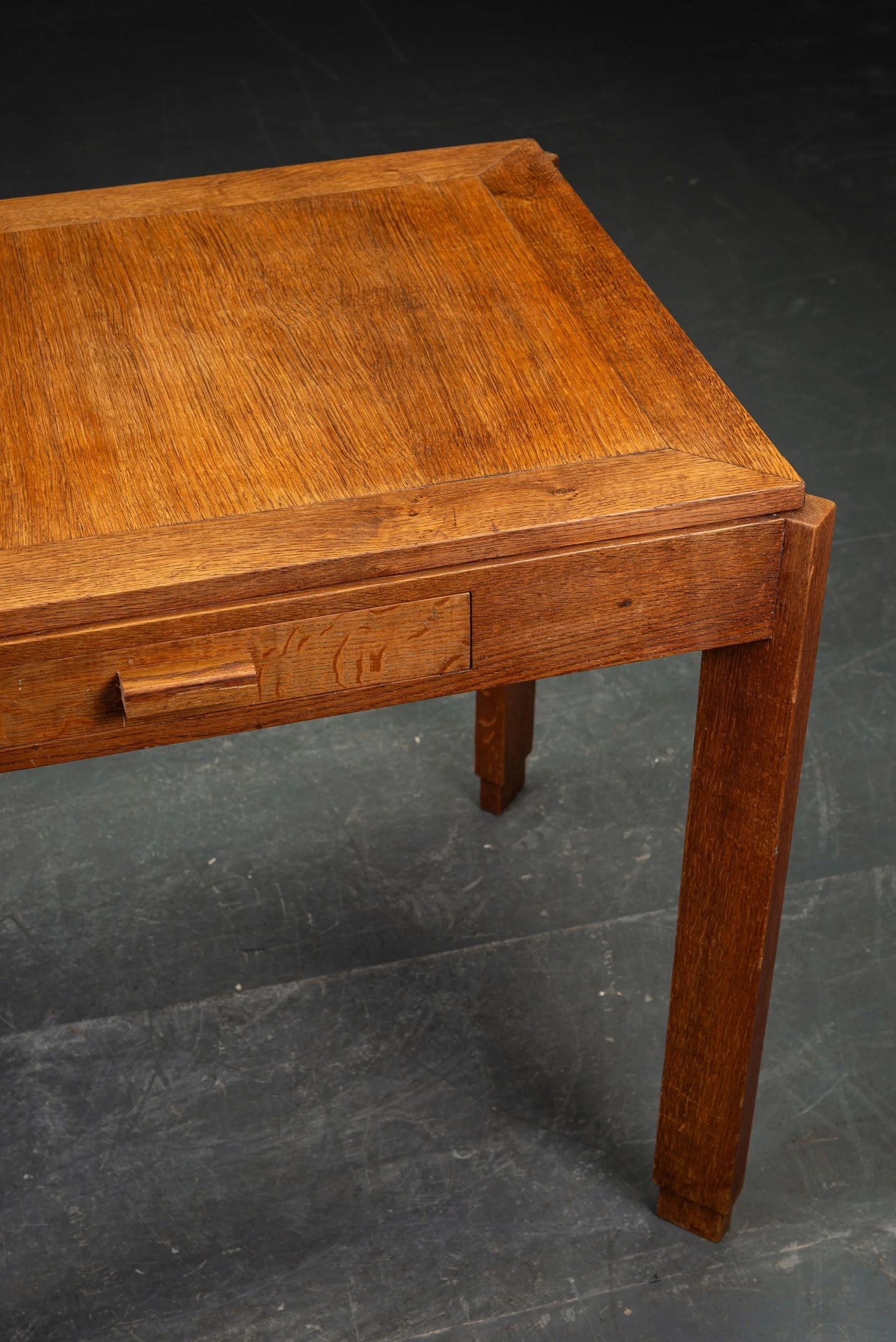 TA-14122025141552-1930s-Haagse-School-Desk_04.jpg