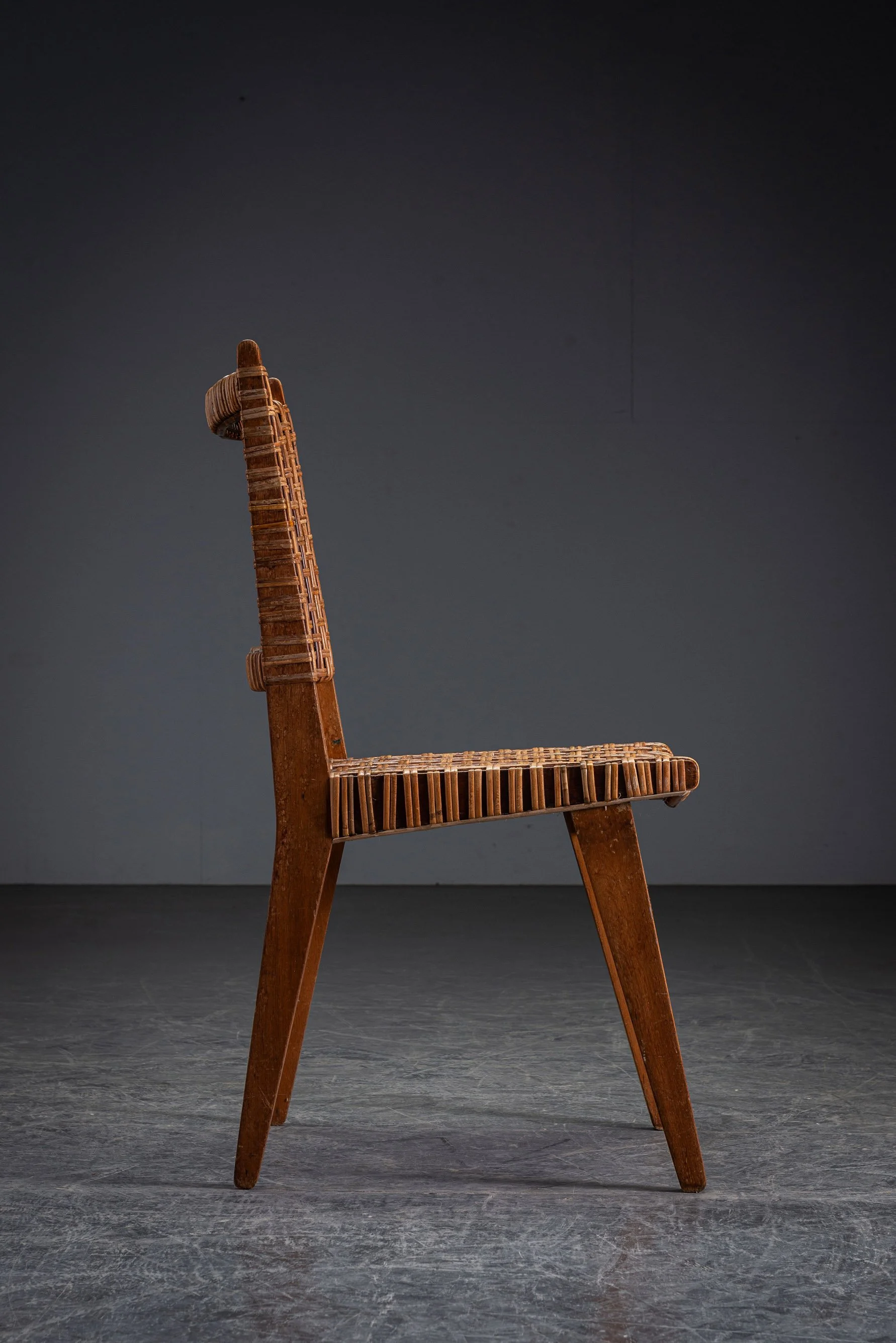 SE-2082025163236-Rohe-Modernist-Dining-Chair-Set_10.jpg
