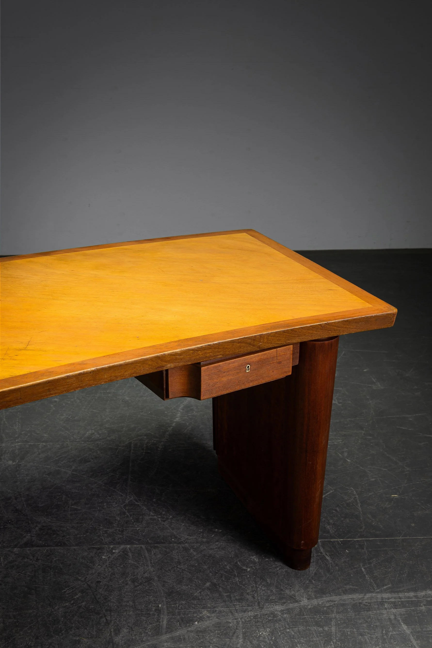 TA-3112025190420-1940s-Art-Deco-Desk_05.jpg