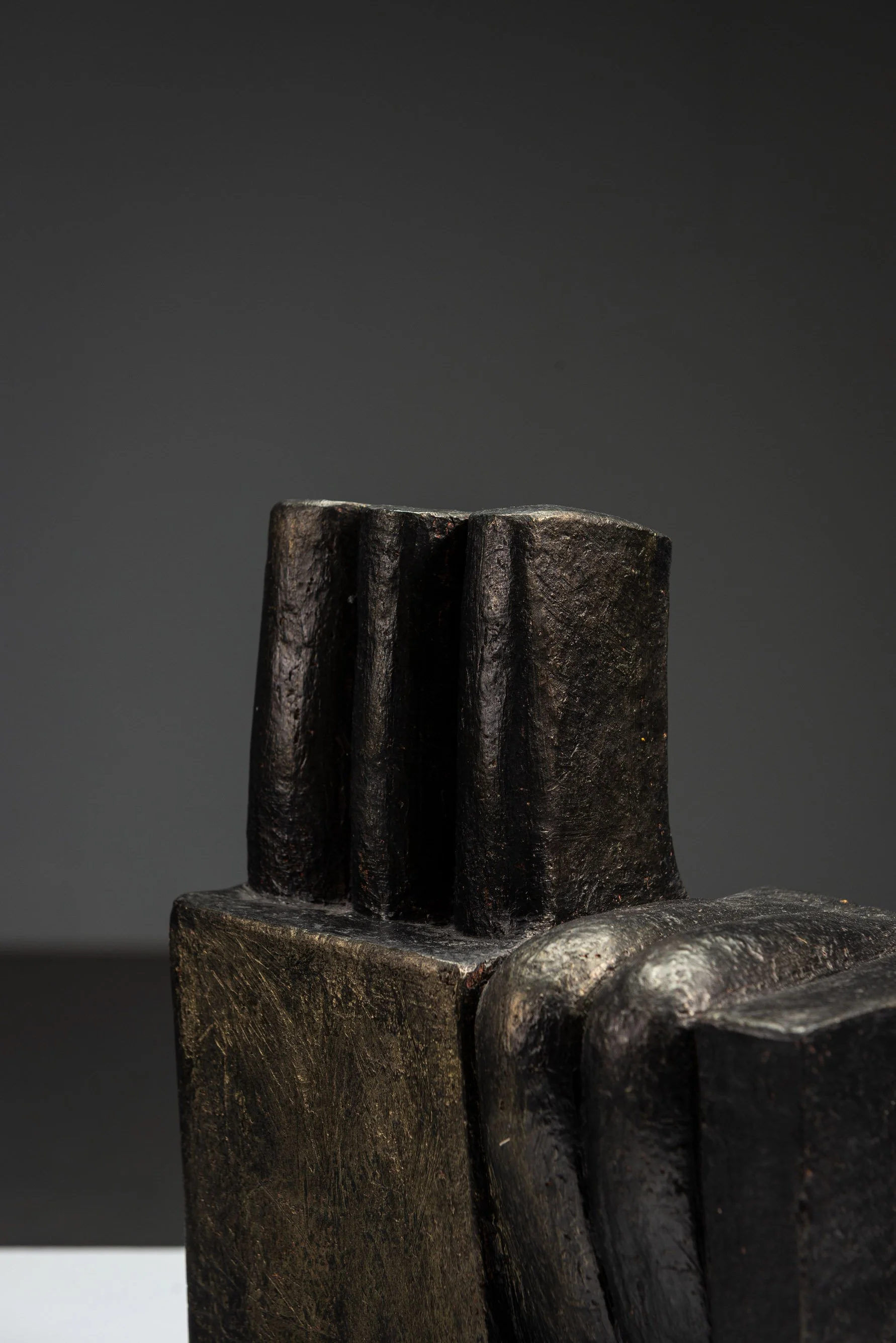 AR-27102025190009-Abstract-Sculpture-by-Cor-Dam-#38_08.jpg