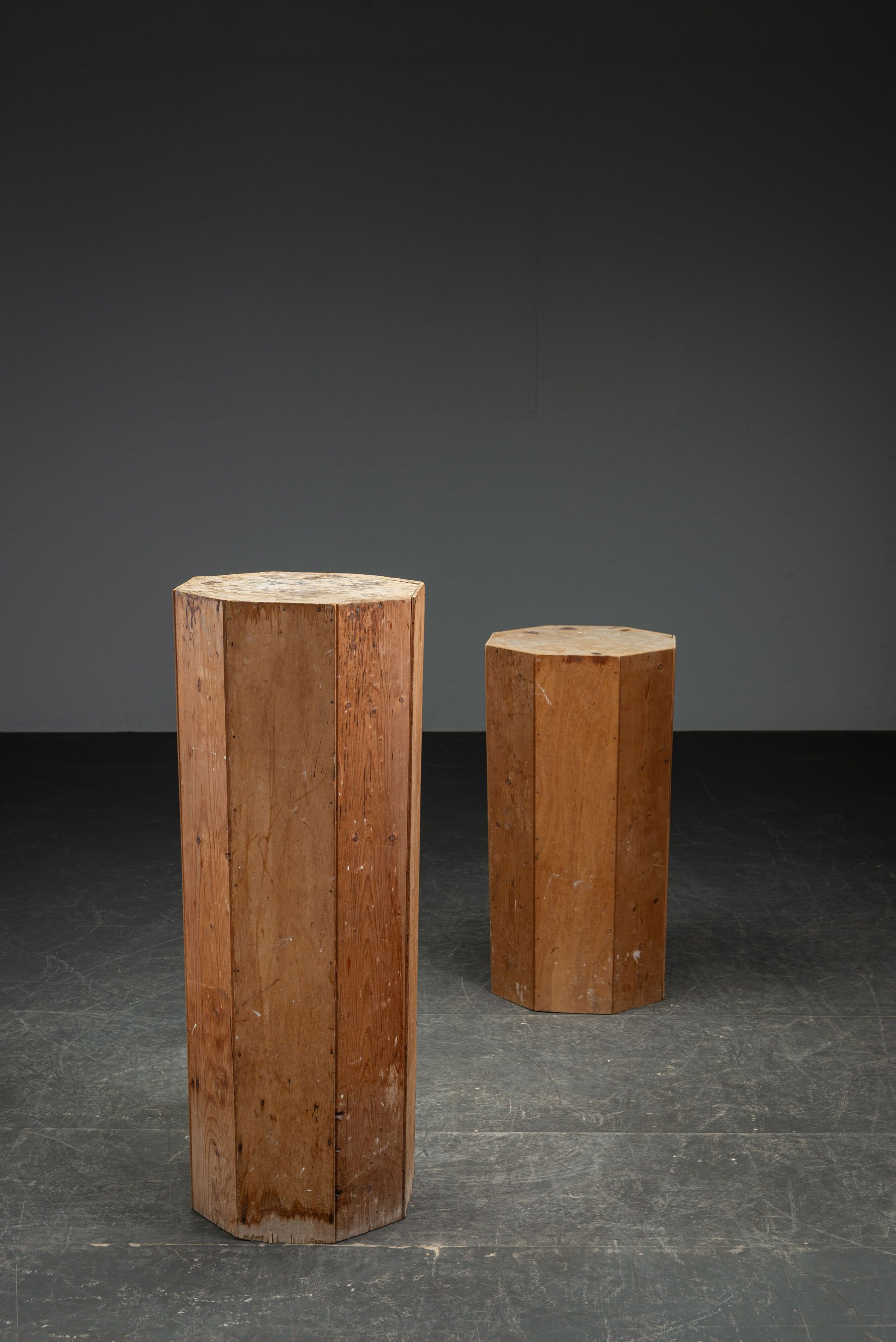 OB-1032026172438-1970s-Sculptural-Pedestal-Set_02.jpg