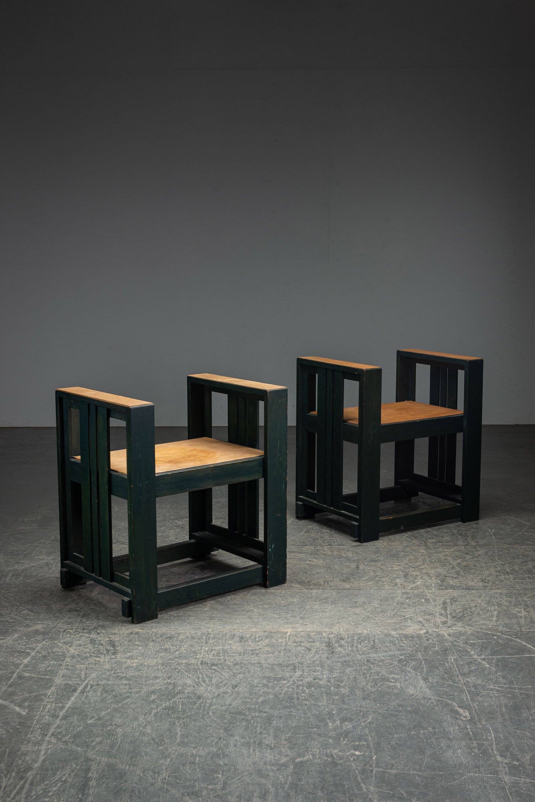 SE-1132026221733 + SE-1132026221958-Modernist-Armchairs-by-J.P.D.-van-Gelder_04.jpg