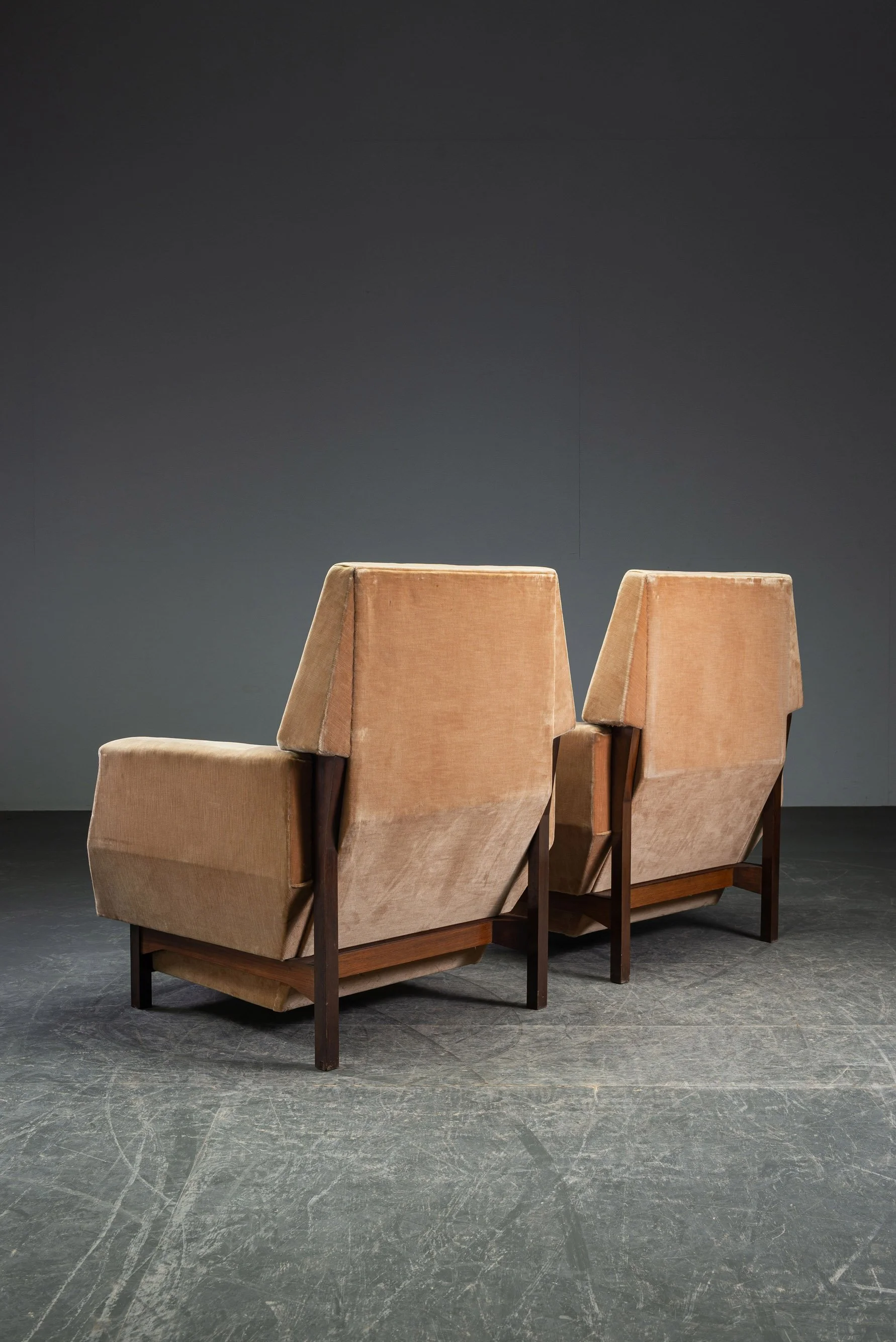 SE-1862025151640-1950s-Mid-Century-Modern-Armchairs_08.jpg