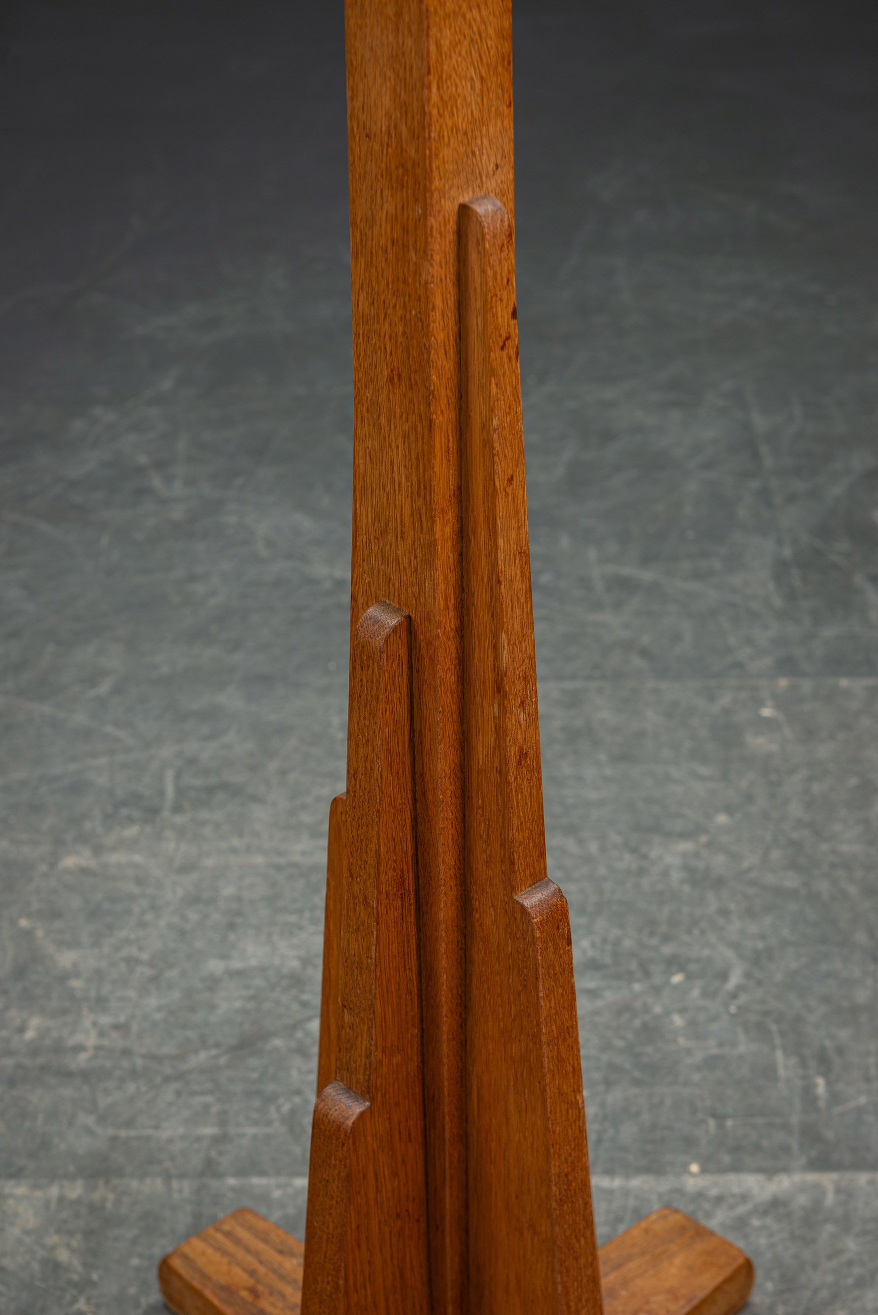 LI-162026182859-1930s-Art-Deco-Standing-Lamp_02.jpg