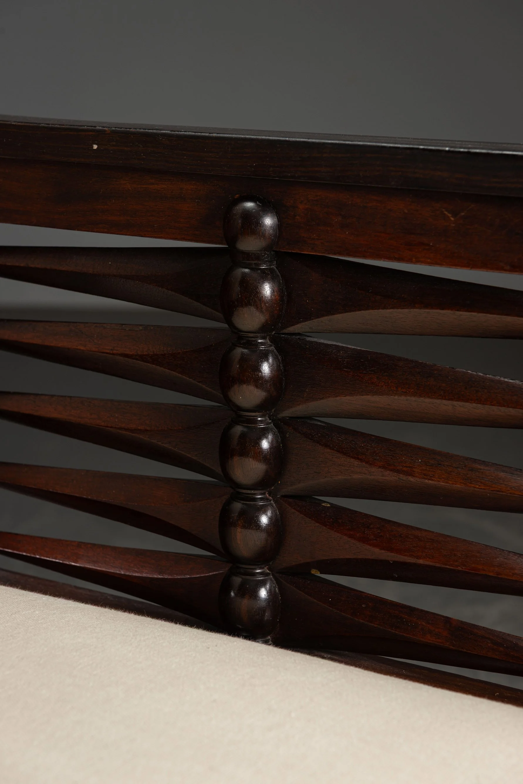 SE-3112025192944-1920s-Amsterdamse-School-Desk-Chair_04.jpg