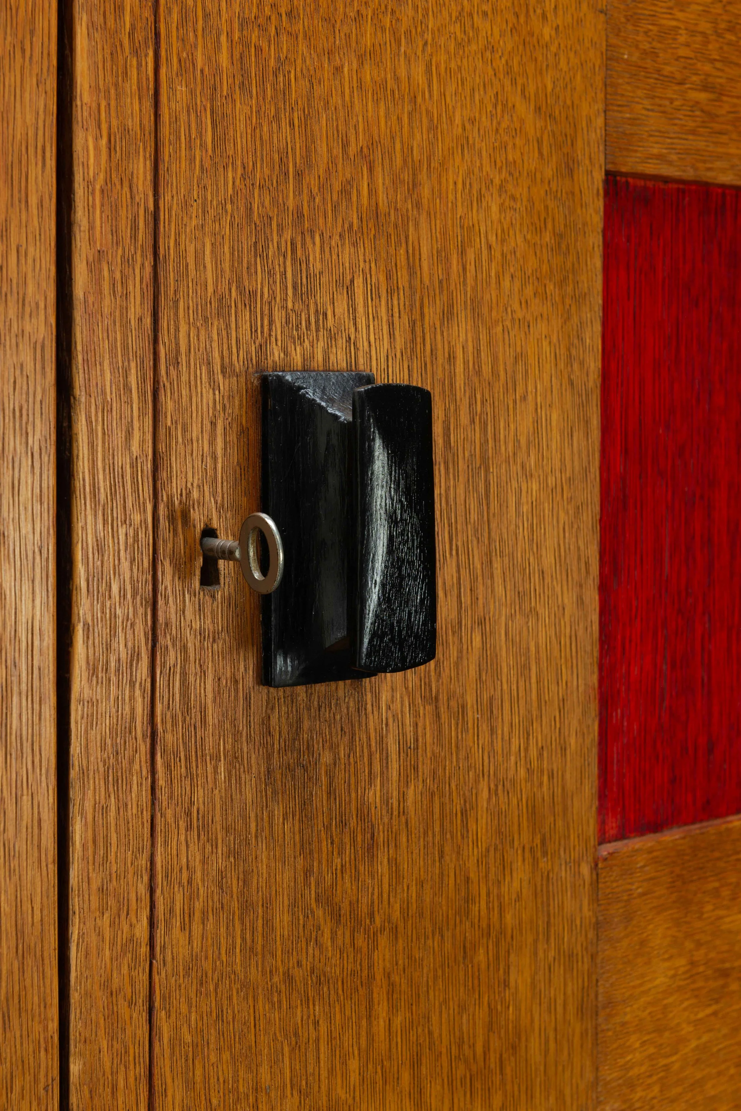 ST-3072025223336-1920s-Haagse-School-Cabinet-by-Frit-Spanjaard_10.jpg