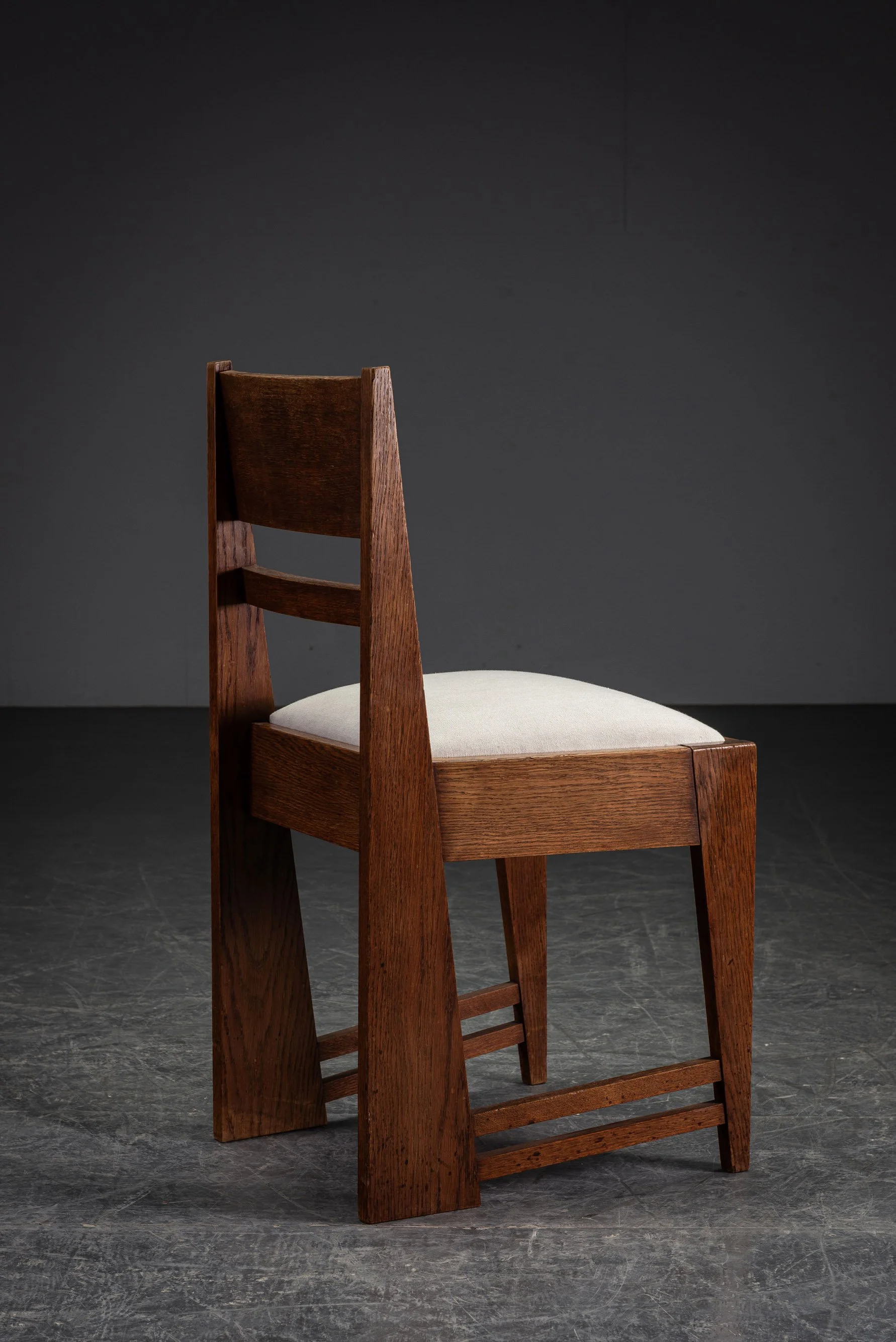 SE-30102024211844-1920s-Haagse-School-Accent-Chair_08.jpg