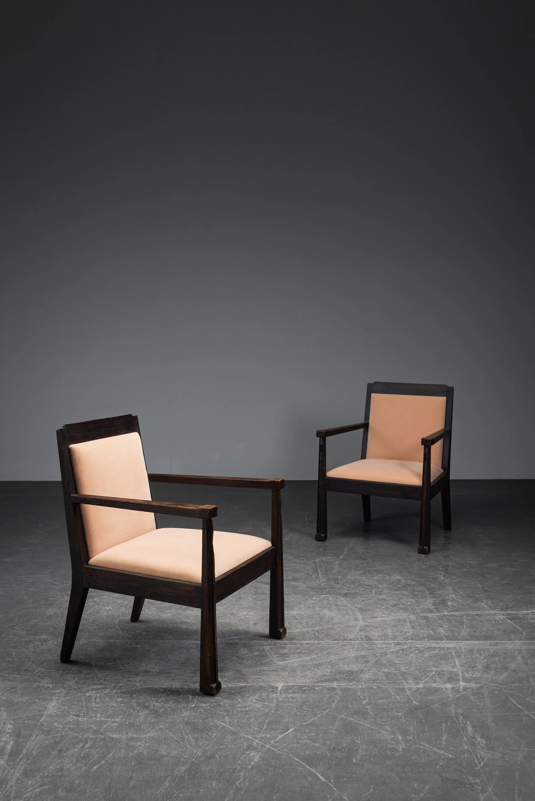 SE-892026125316-Rationalist-Chair-Set_05.jpg