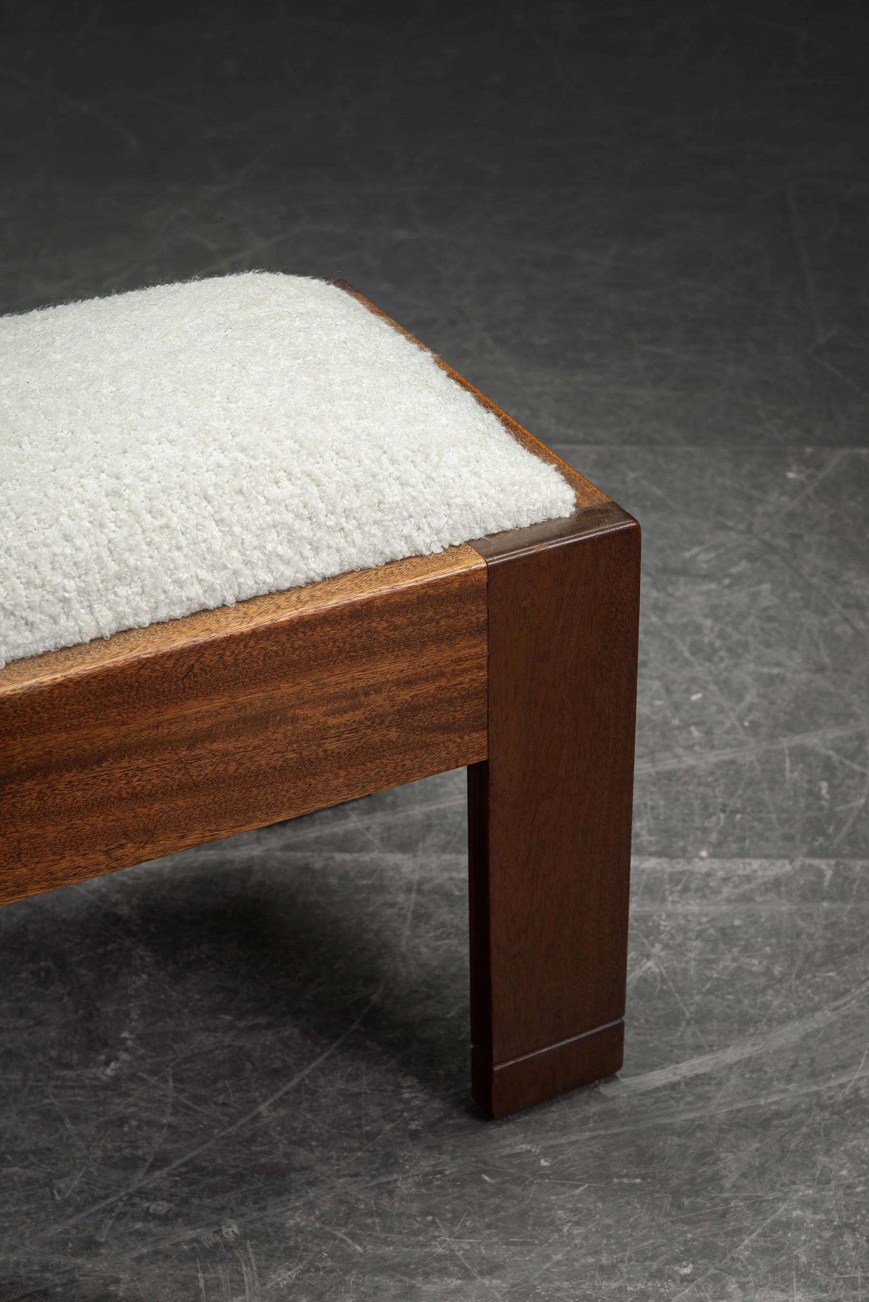 SE-2992026173955-1920s-Modernist-Stool_02.jpg