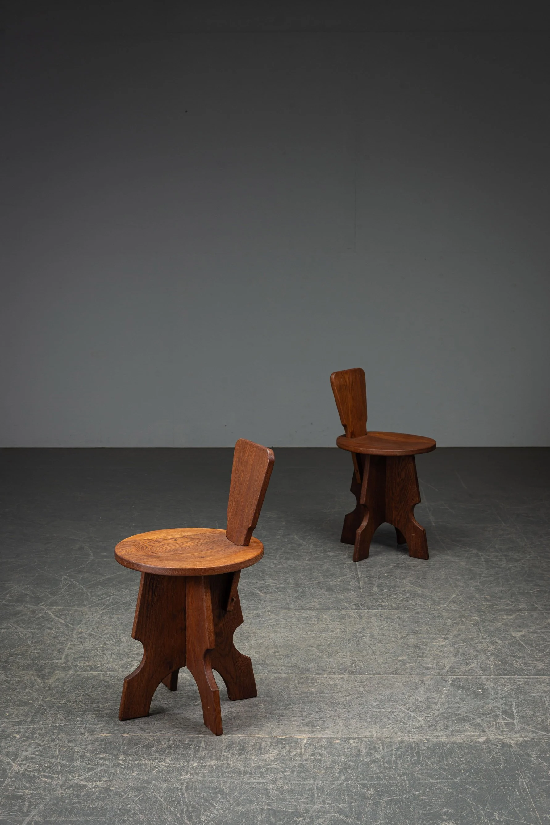 SE-14122025203537-1960s-Sculptural-Stools-3+4_02.jpg