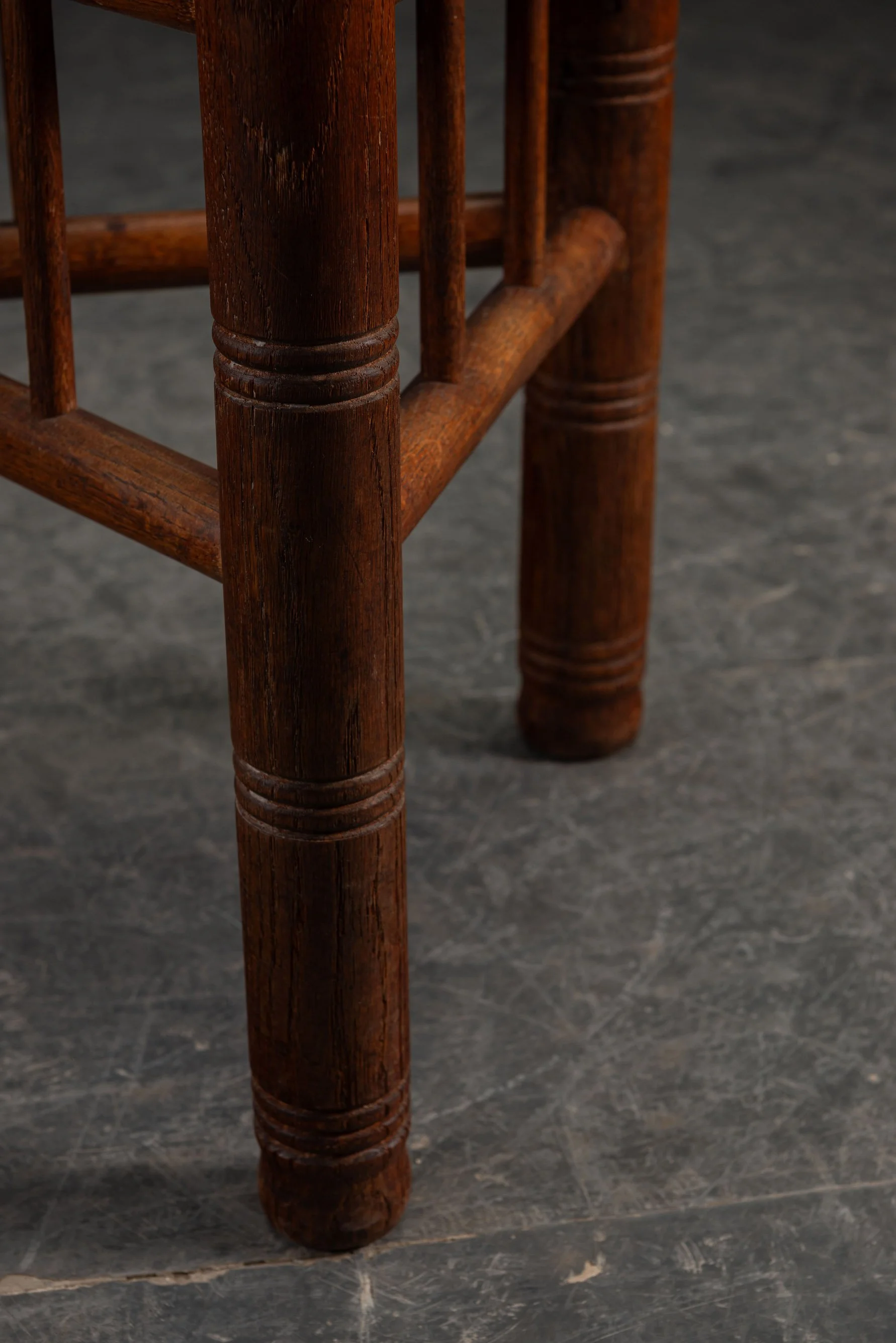 SE-3112025185035-1960s-Tripod-Accent-Chairs_13.jpg