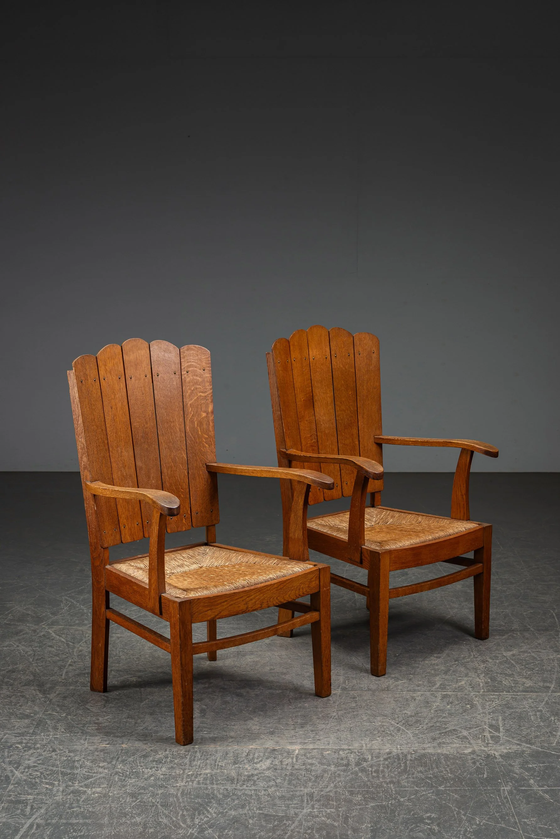 SE-1722026134840-1940s-Rustic-Armchair-Set_09.jpg