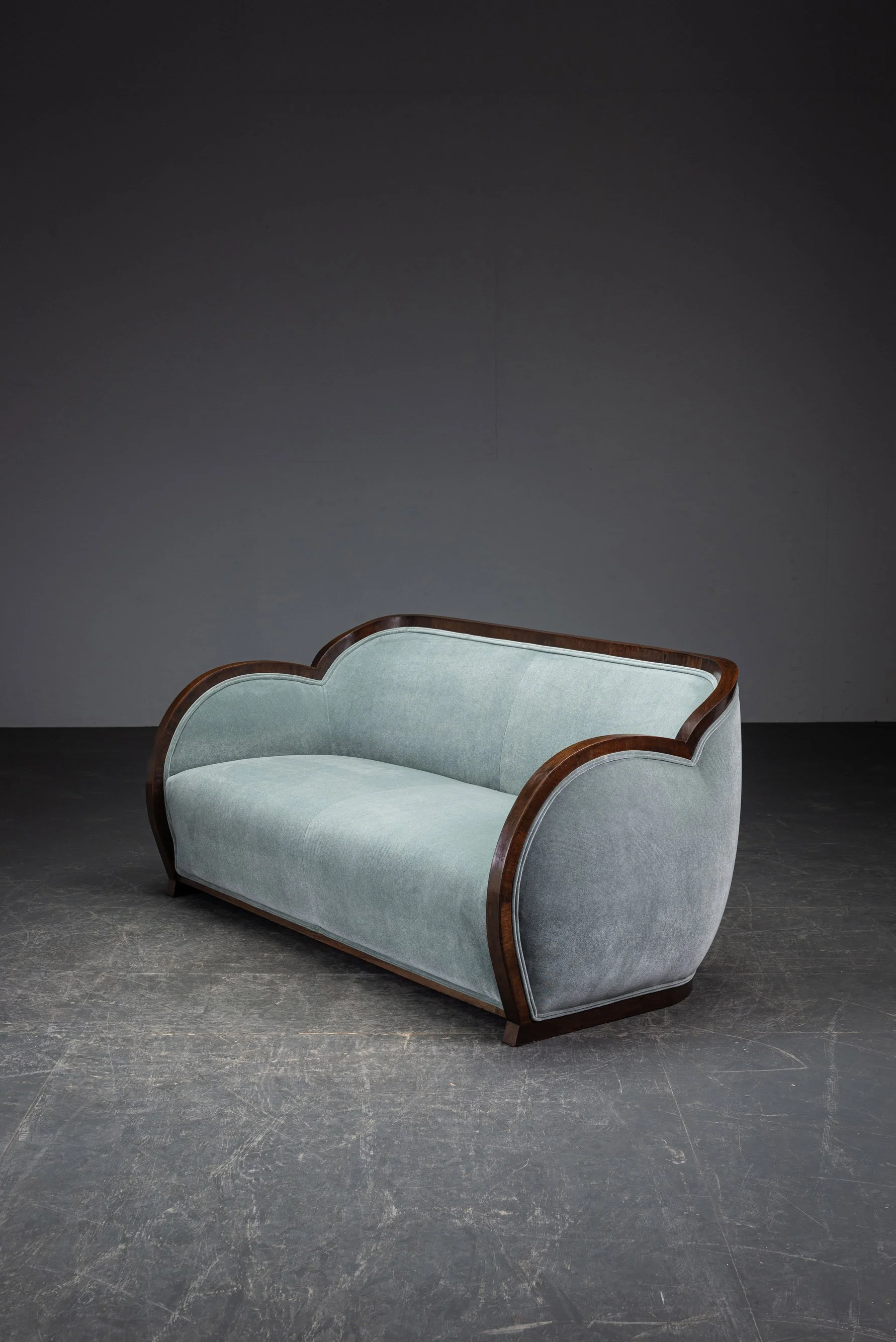 SE-26112025121659-1940s-Art-Deco-Sofa_07.jpg