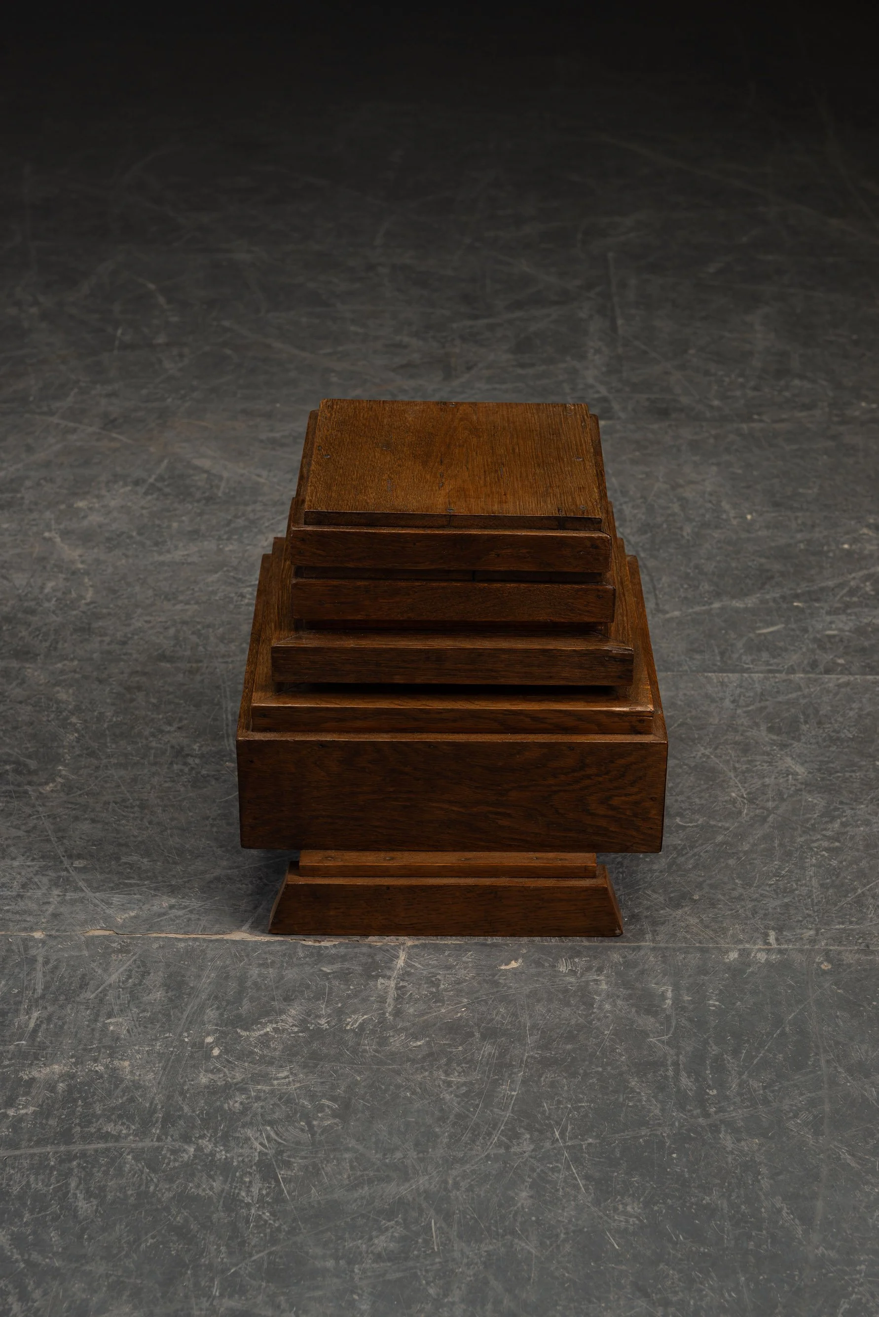 OB-281122121550-1930s-Table-Pedestal_08.jpg