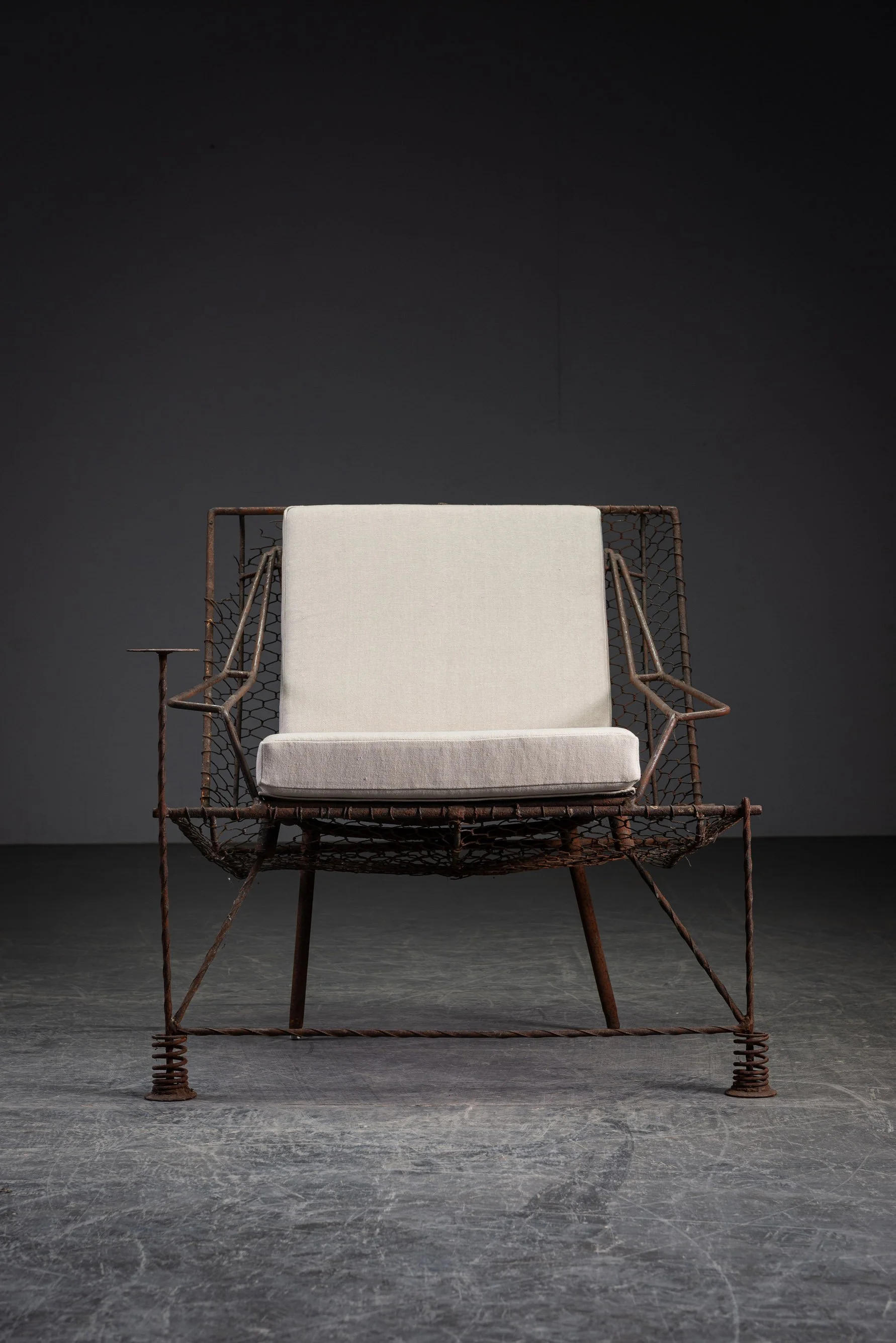 SE-1172023124457-Unique-Steam-Punk-Easy-Chair_04.jpg
