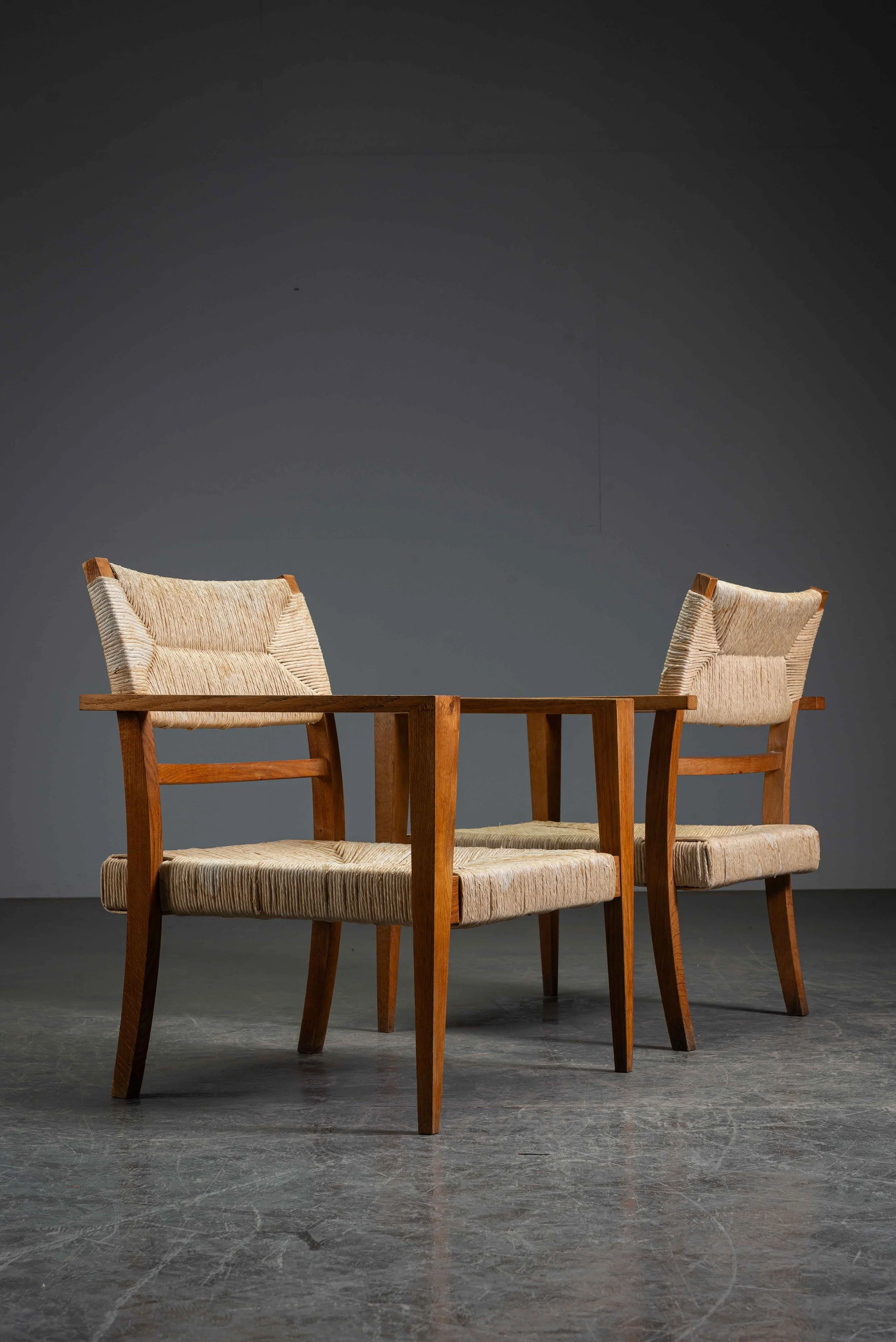 SE-2972025193937-1980s-Modernist-Armchair-Set_06.jpg