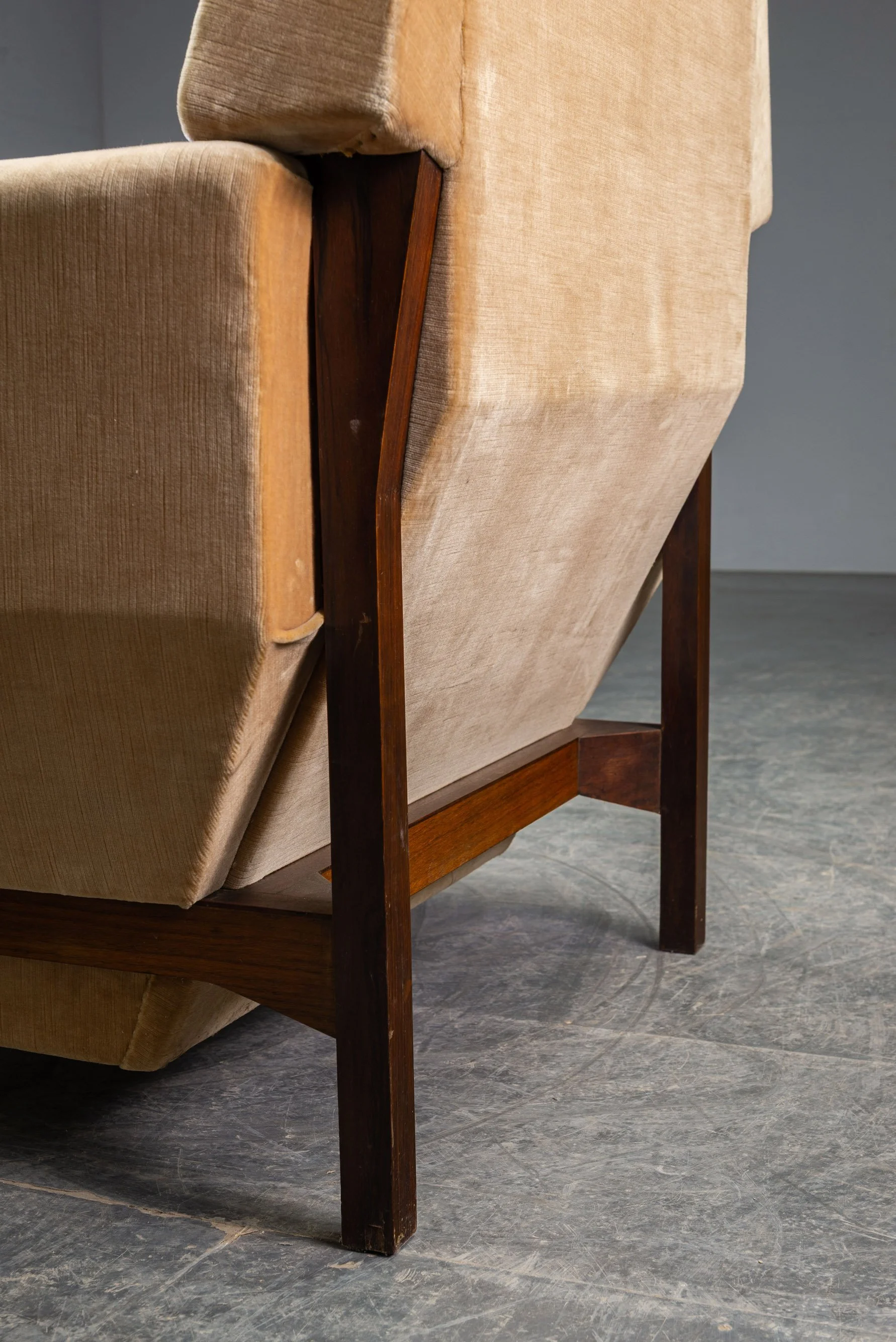 SE-1862025151640-1950s-Mid-Century-Modern-Armchairs_09.jpg