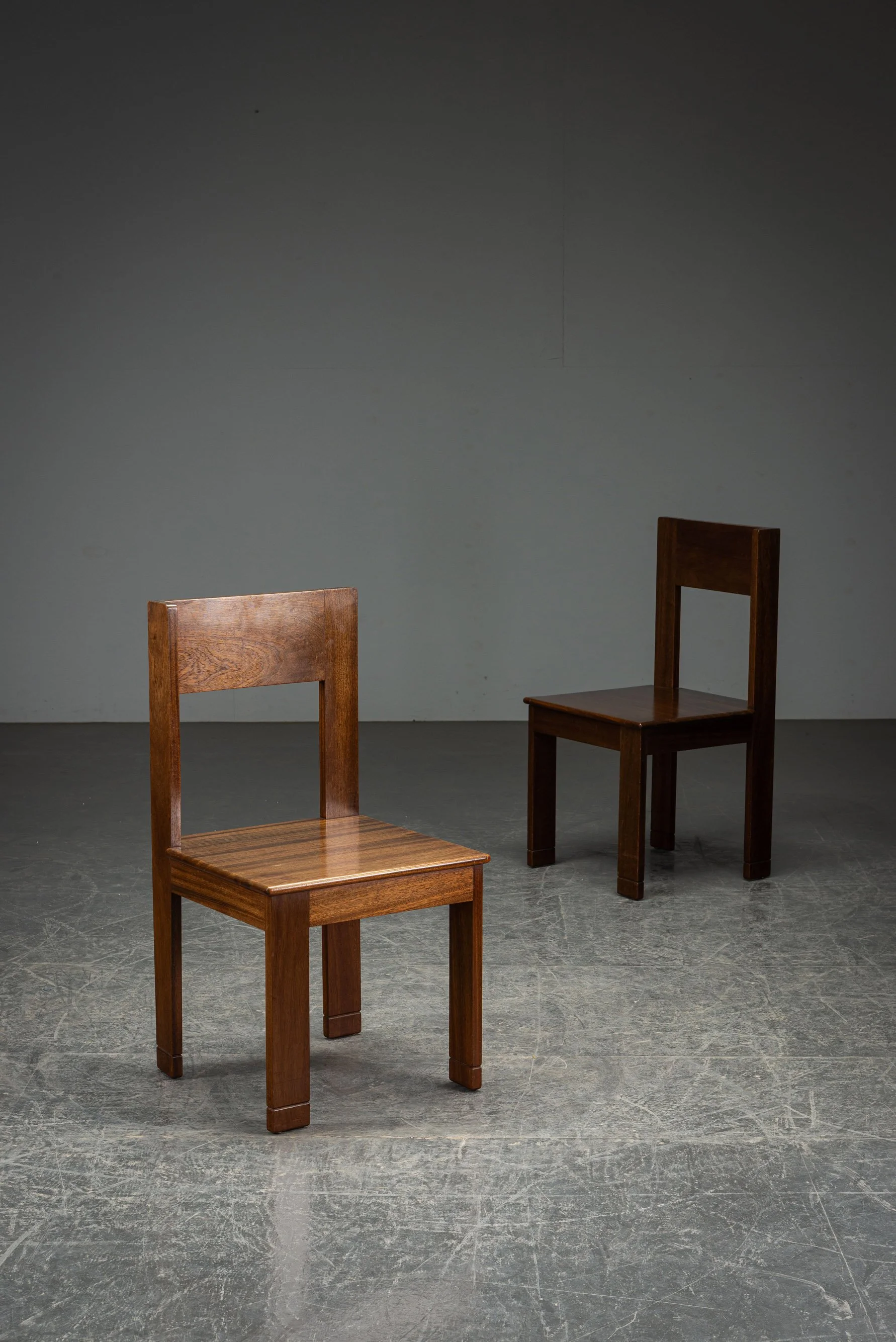 SE-2712026123208-L.O.V.-Constructivist-Accent-Chair-Set_03.jpg