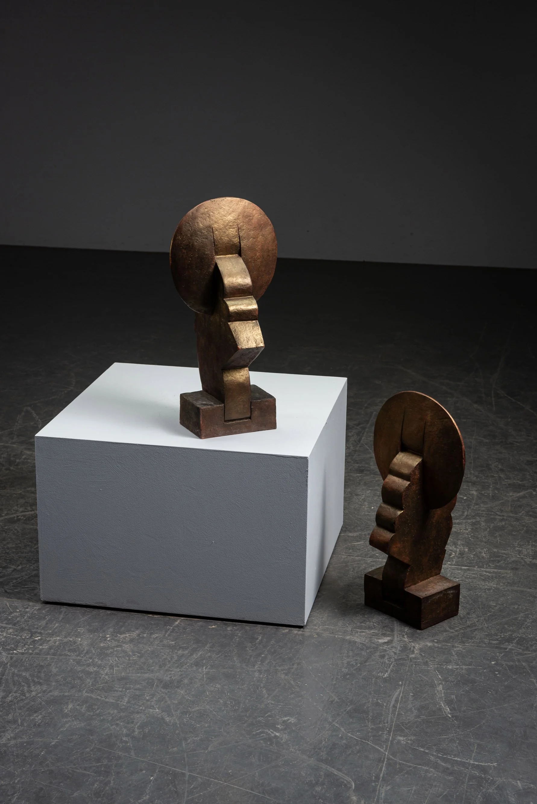 AR-1152026160415-Abstract-Sculpture-by-Cor-Dam-#20_14.jpg