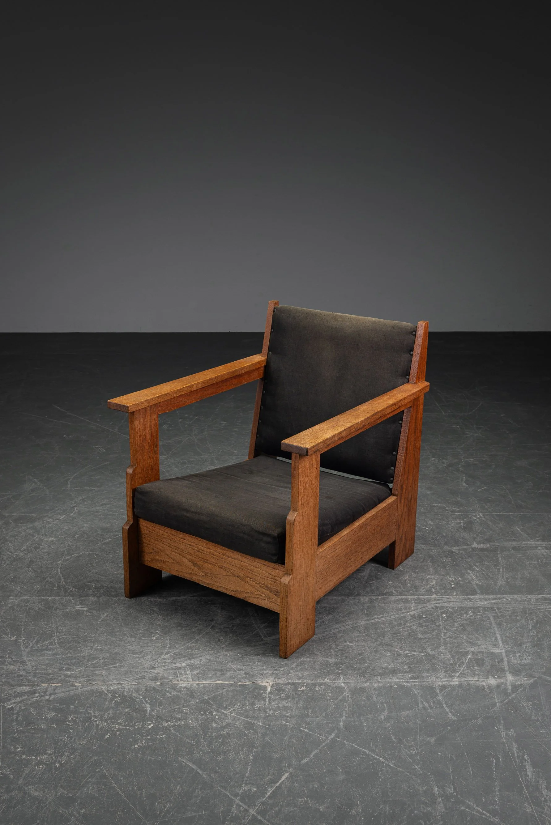 SE-892026125457-1920s-Haagse-School-Armchair_03.jpg
