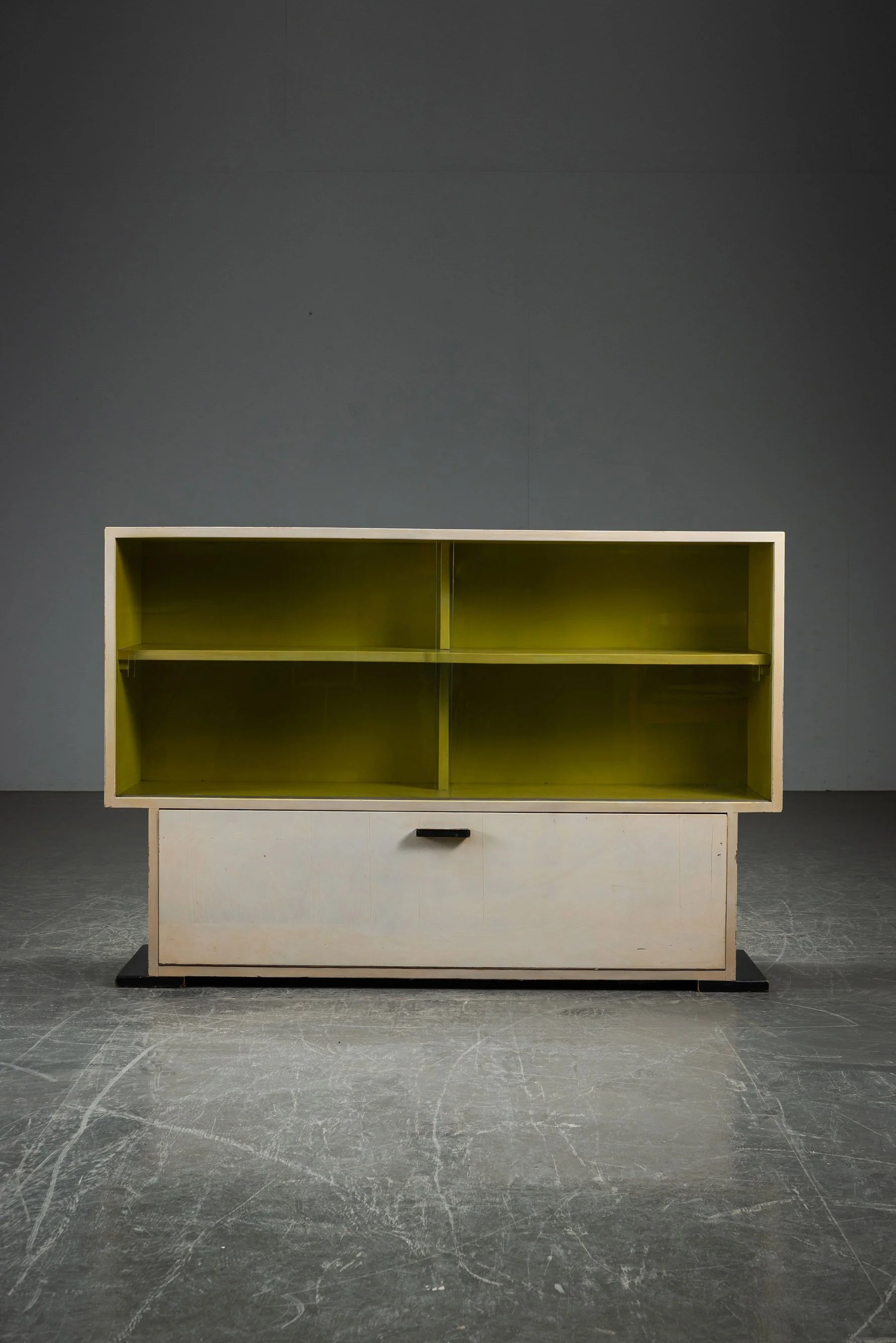 ST-22122025172521-1950s-Modernist-Sideboard_12.jpg