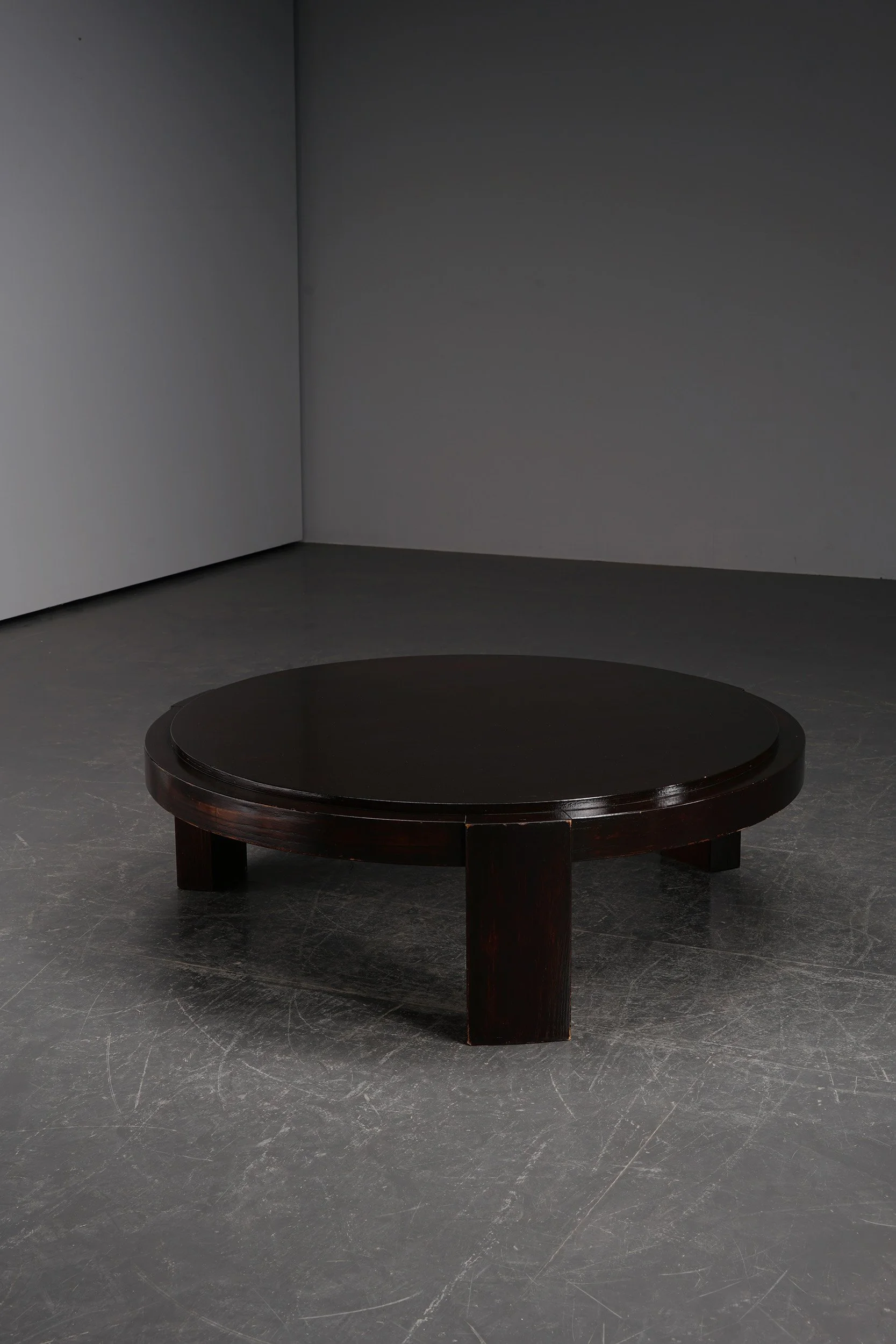 TA-19122023210939-1970s-Architectural-Coffee-Table_05.jpg