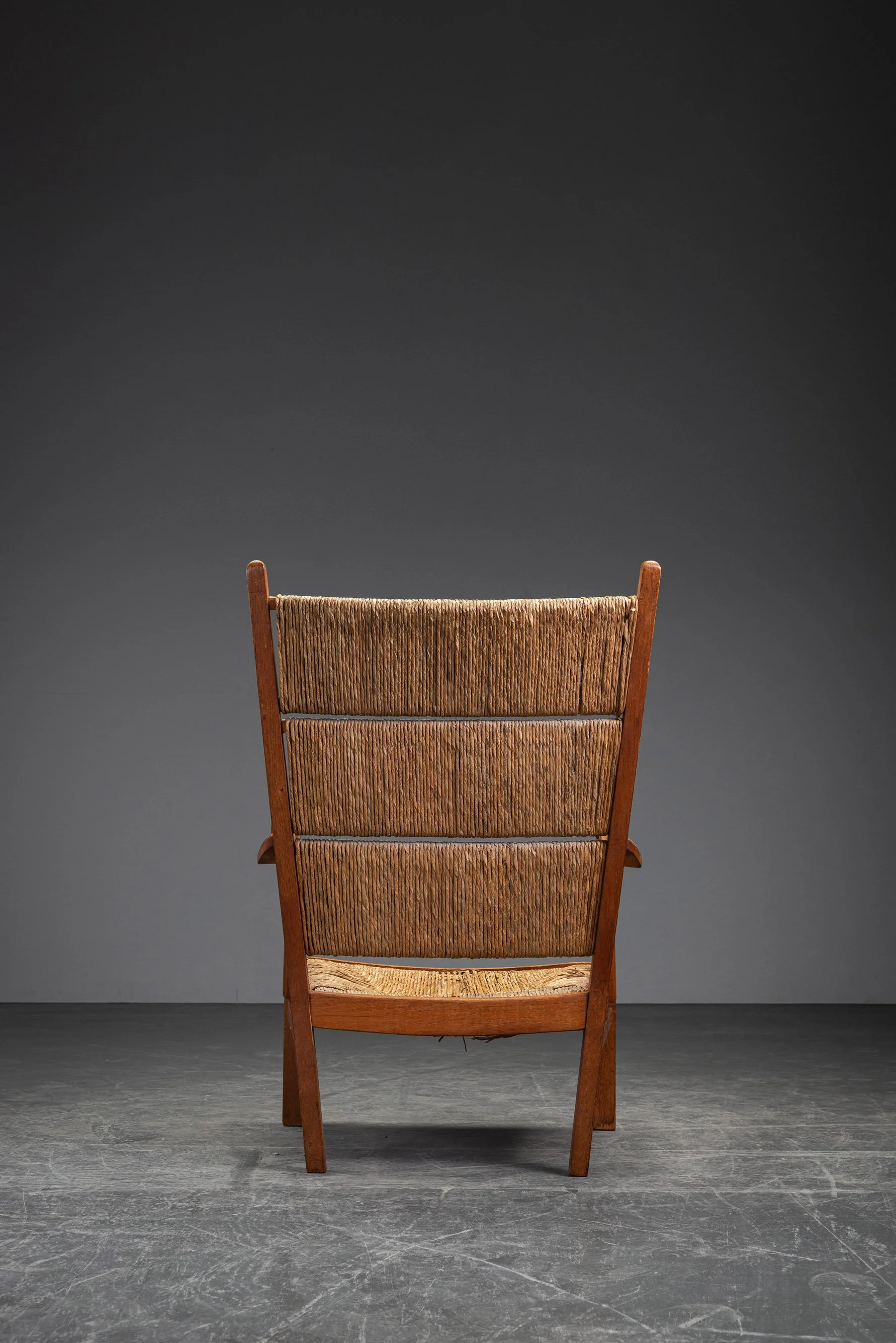 SE-892026125029-1960s-Armchair_16.jpg