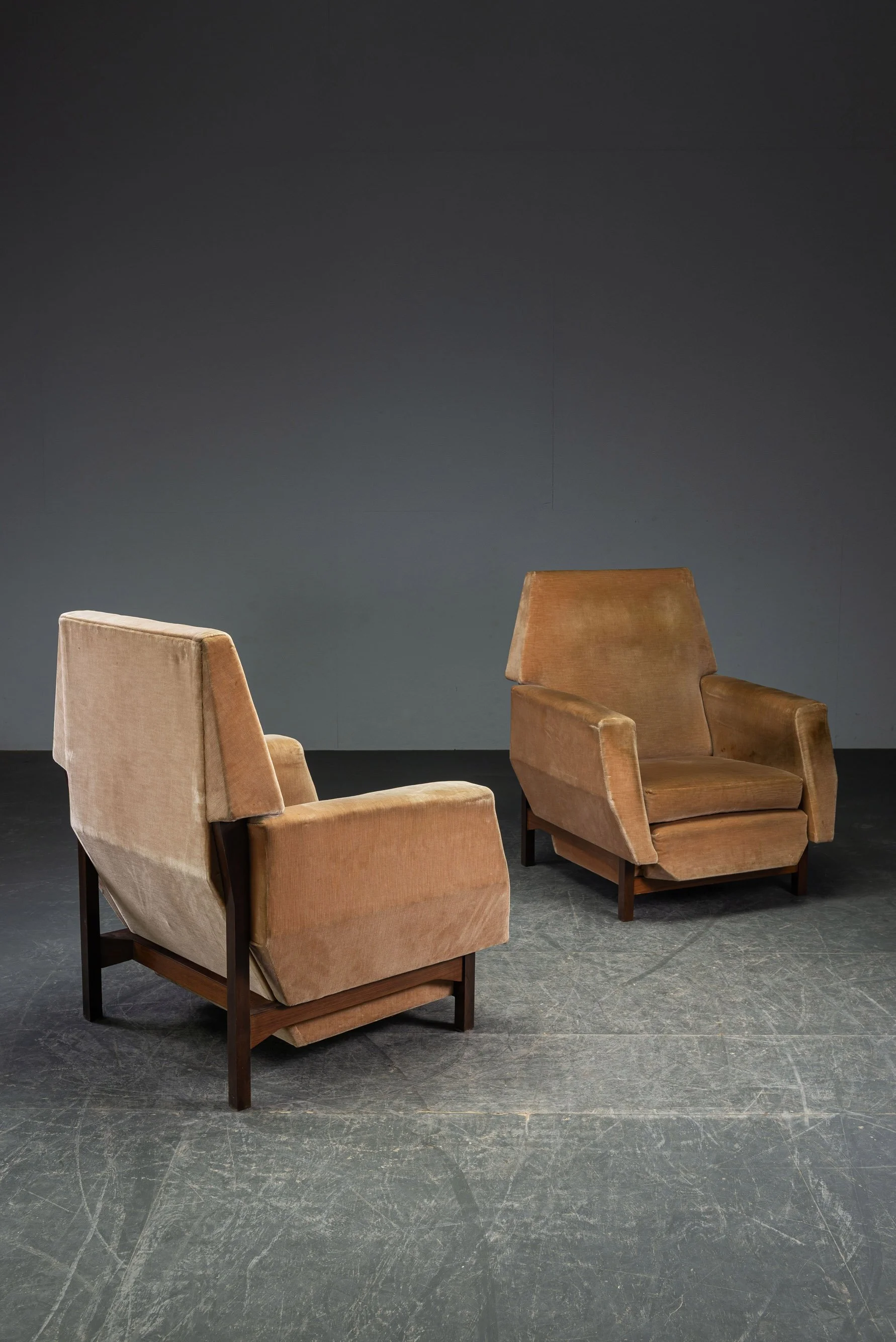 SE-1862025151640-1950s-Mid-Century-Modern-Armchairs_07.jpg