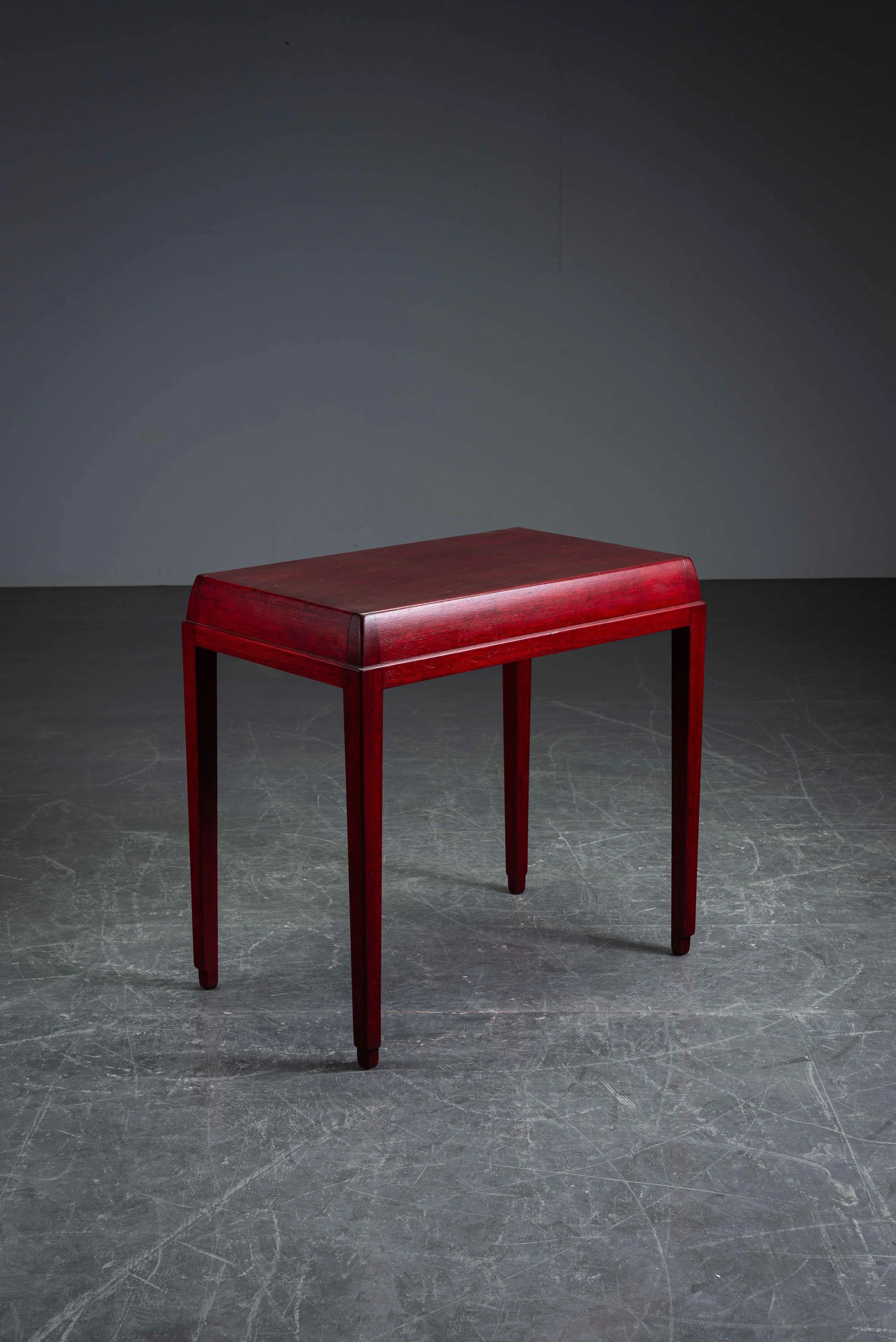 TA-2102024143708-1920s-Amsterdamse-School-Side-Table_01.jpg