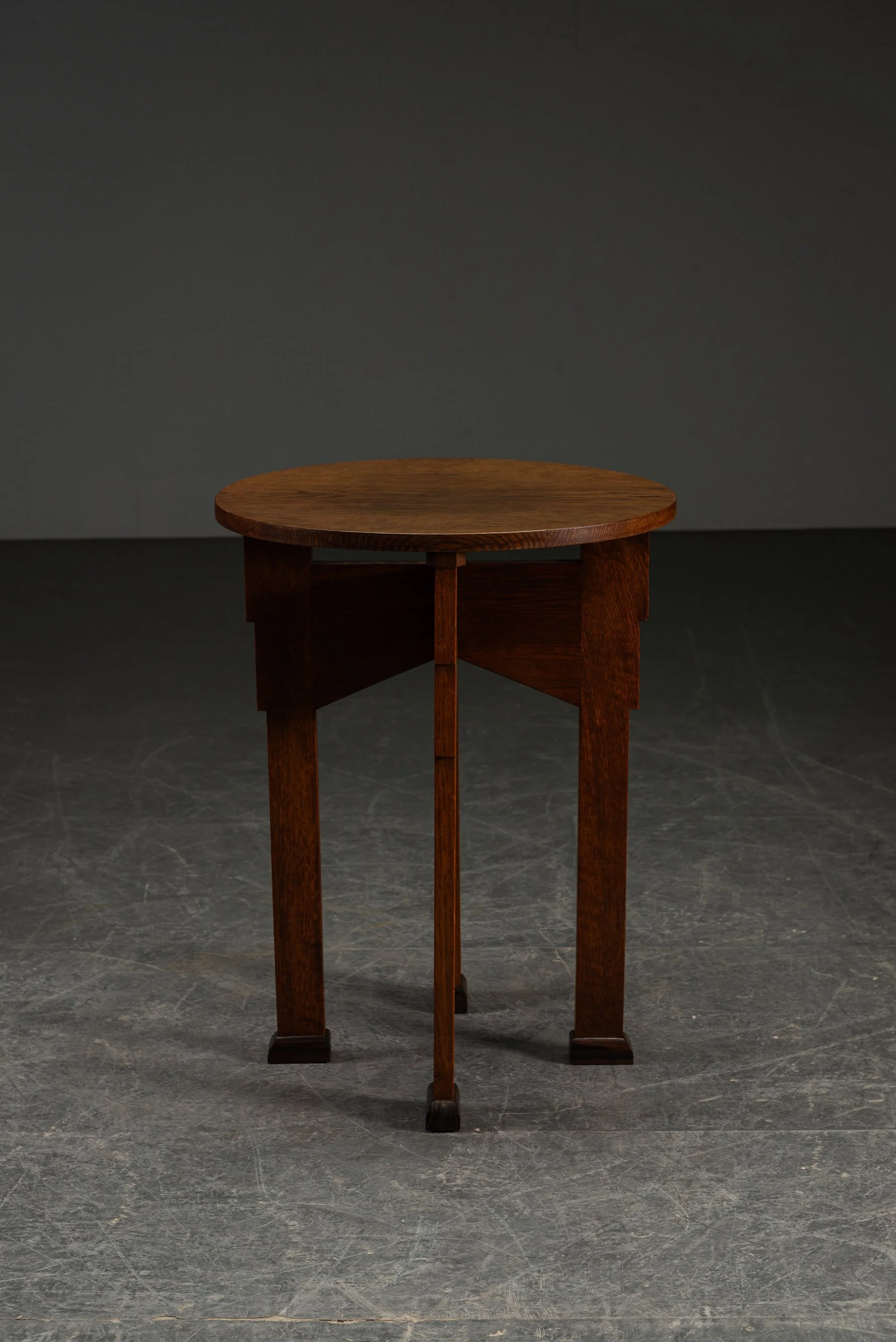 TA-2972025184806-1920s-Amsterdamse-School-Side-Table_06.jpg