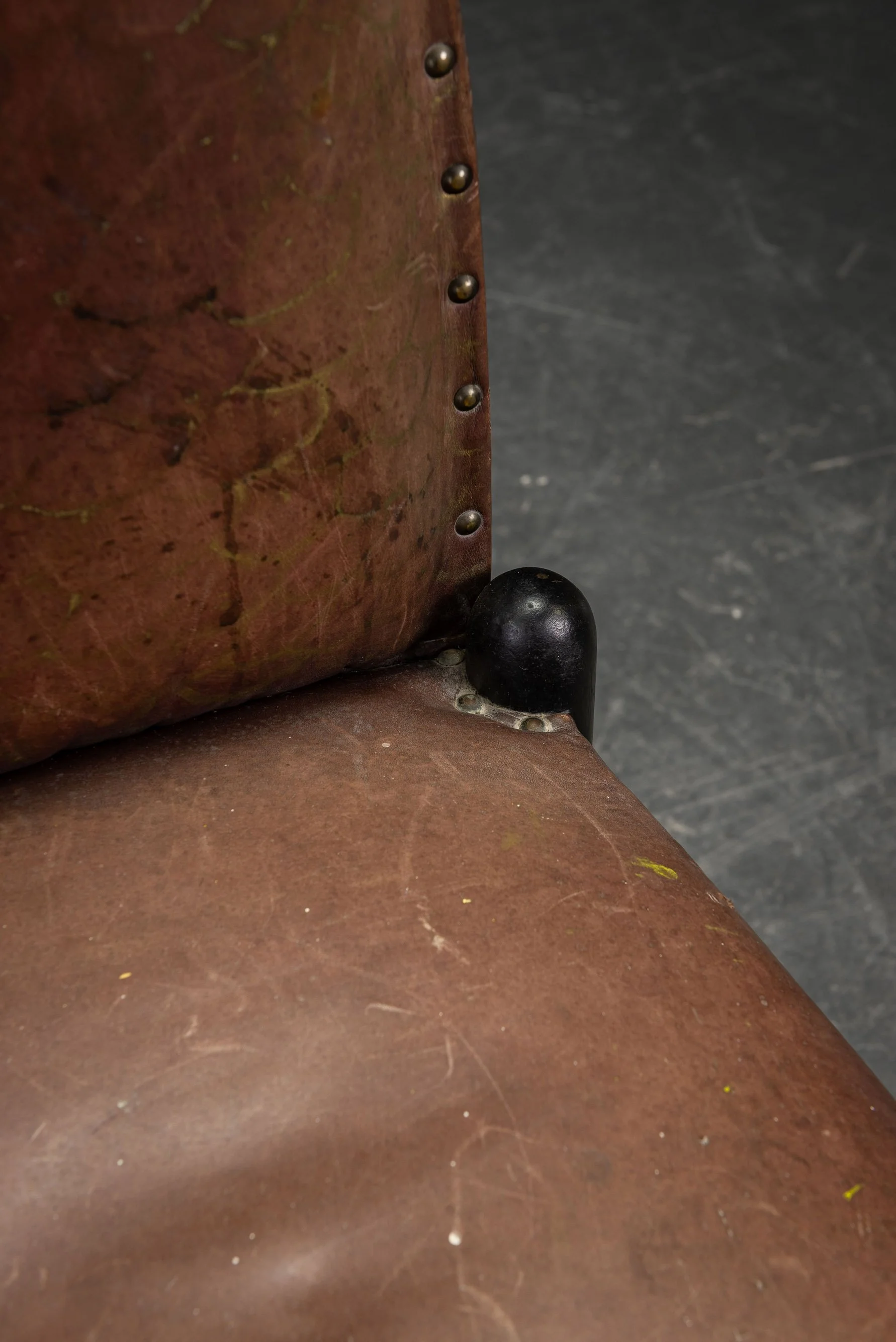 SE-2992026173656-1910s-Amsterdamse-School-Side-Chair_15.jpg