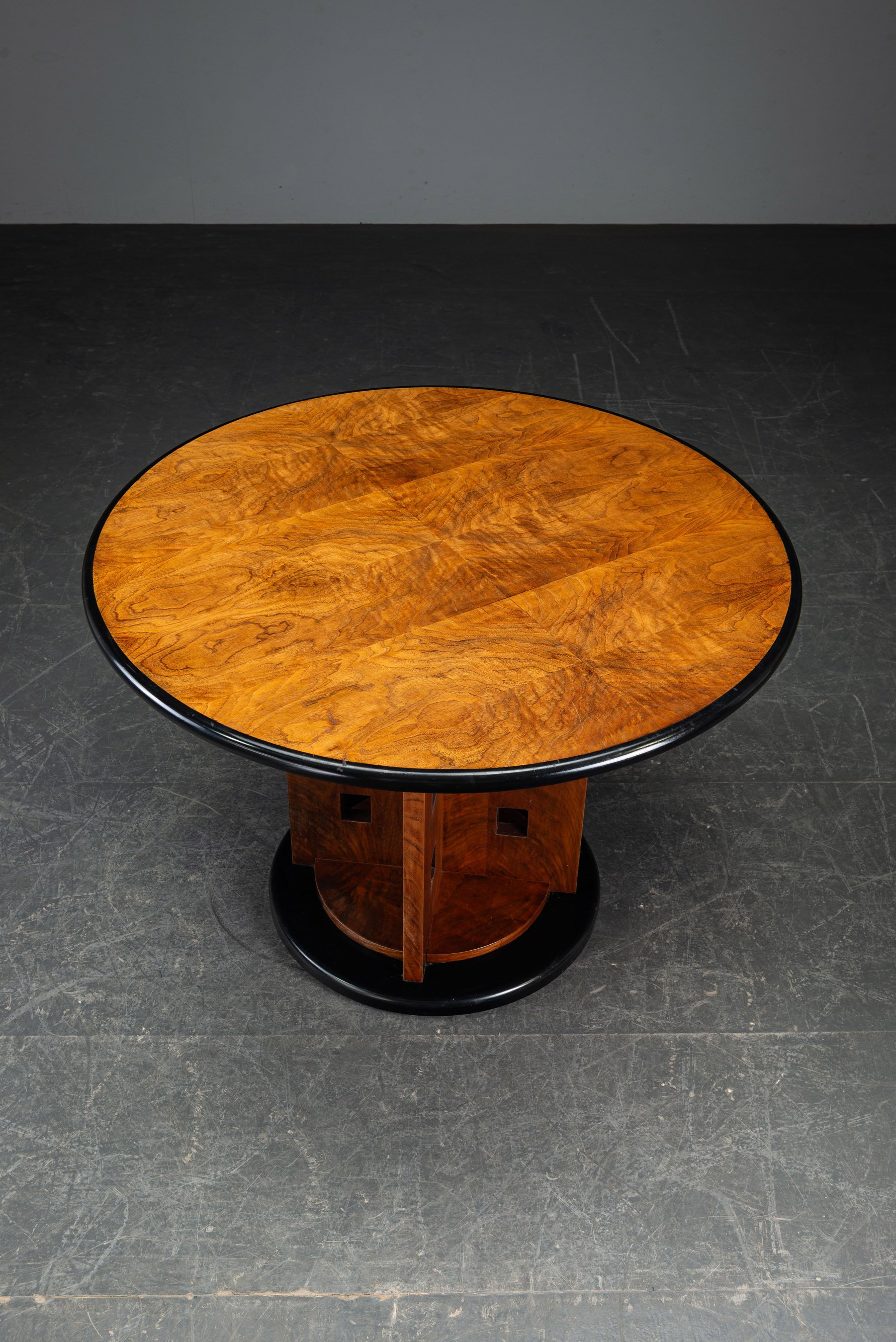 WEB RES TA-17112025123158 - 1980s Art Deco Side Table_07.jpg