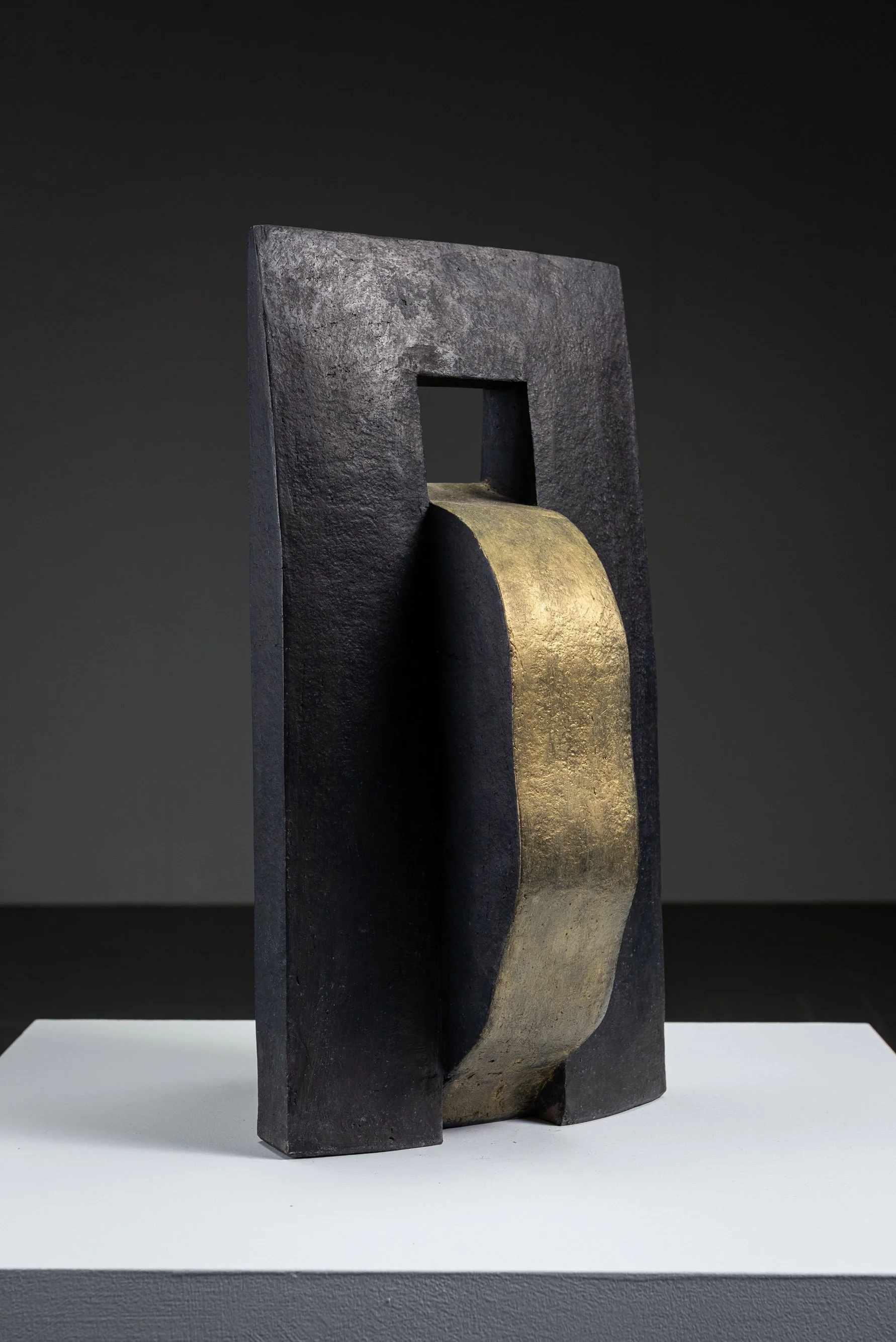 AR-1152026110237-Abstract-Sculpture-by-Cor-Dam-#5_07.jpg