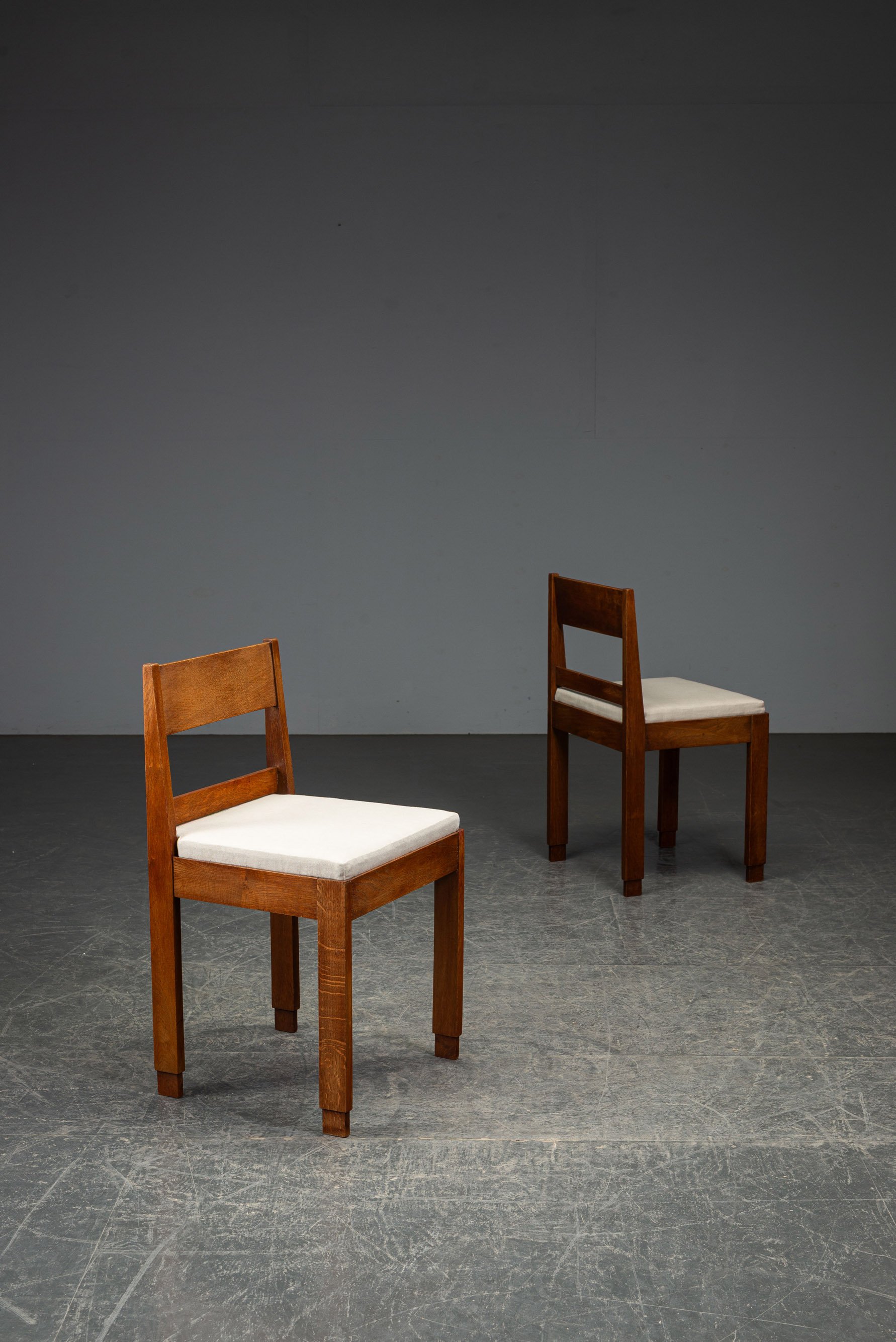SE-1722026135405-1920s-Haagse-School-Side-Chairs_08.jpg