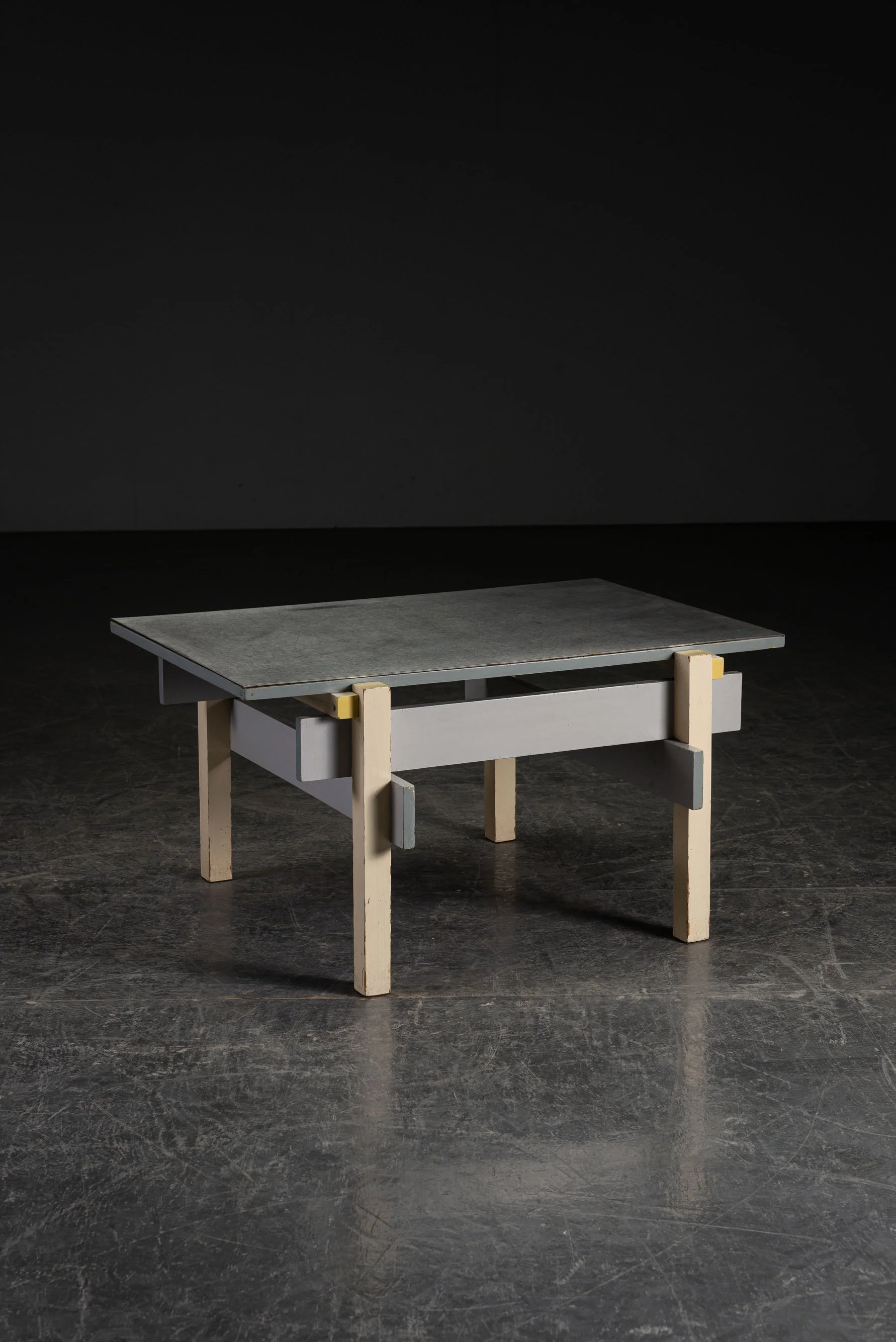 TA-3112025182021-Modernist-'De-Stijl'-Side-Table_01.jpg