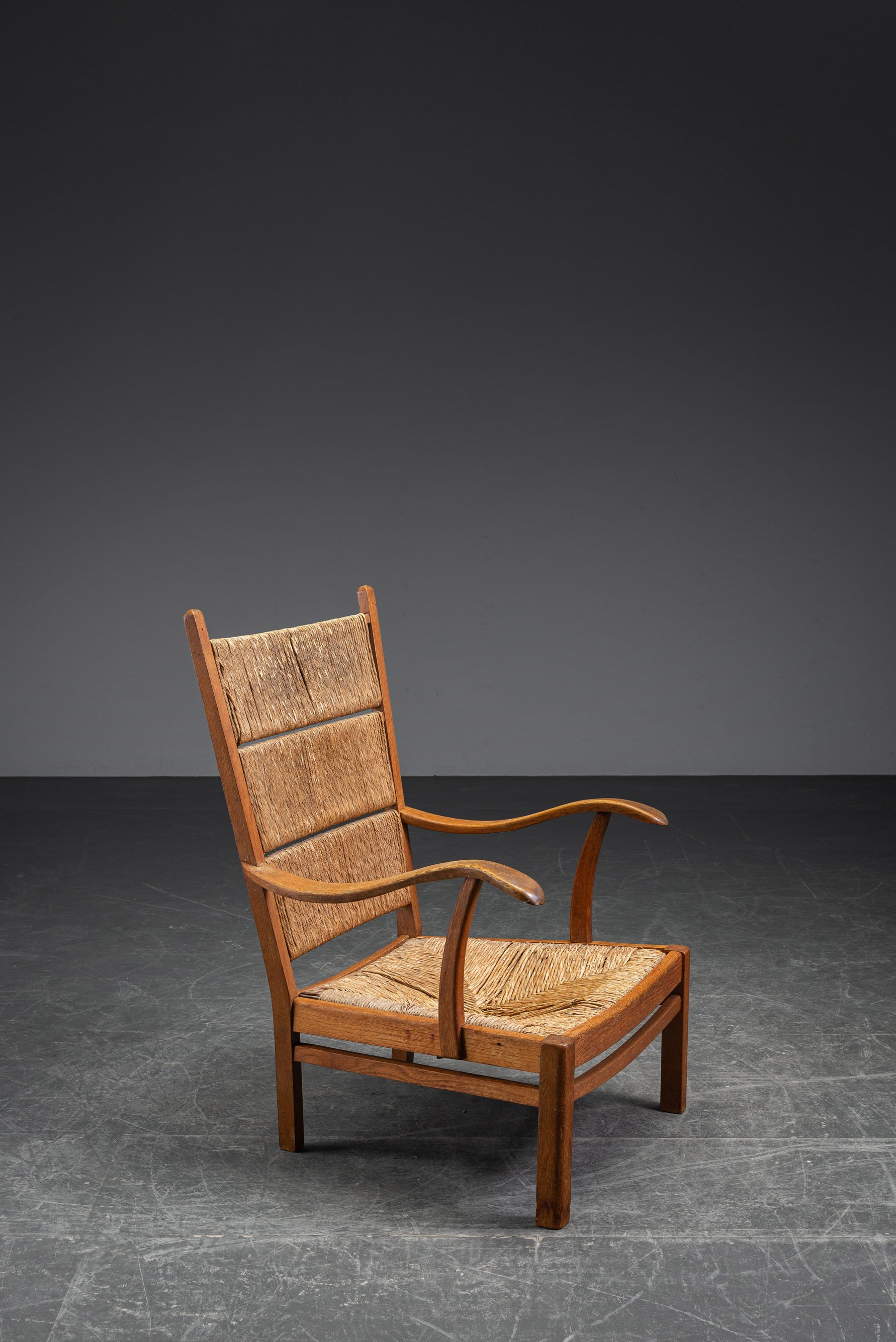 SE-892026125029-1960s-Armchair_03.jpg