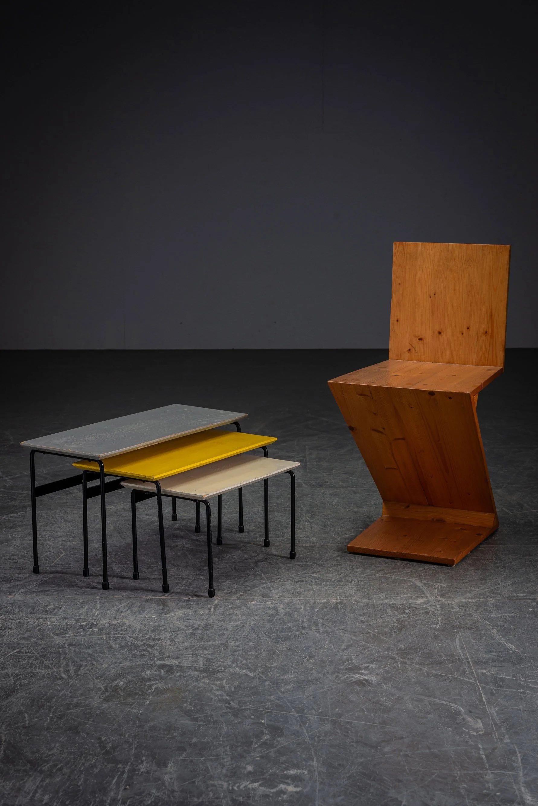 TA-2972025182925-Minimalist-'Twello'-Nesting-Tables-by-Martin-Visser_11.jpg
