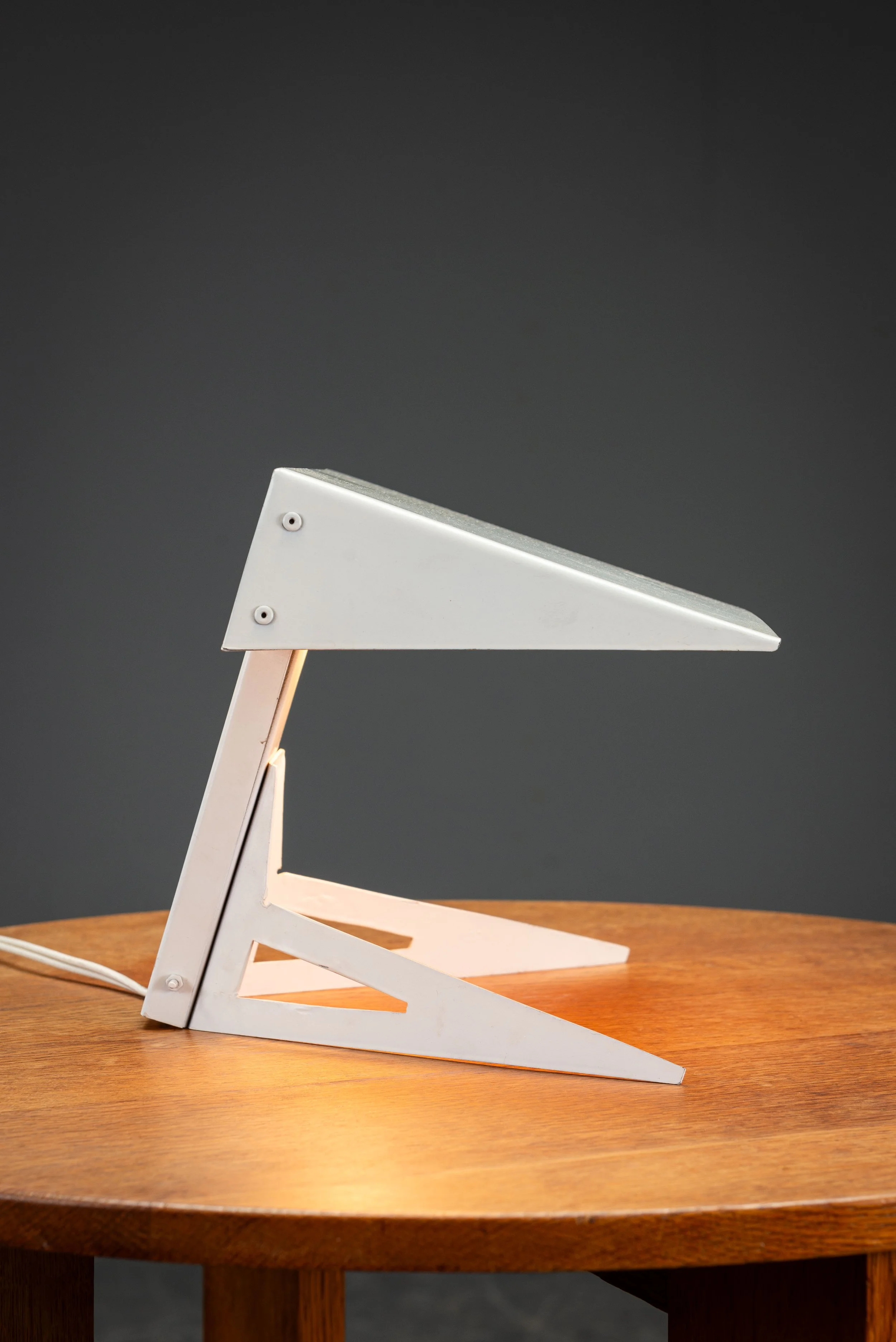 LI-161202692216-1960s-Modernist-Table-Lamp_07.jpg