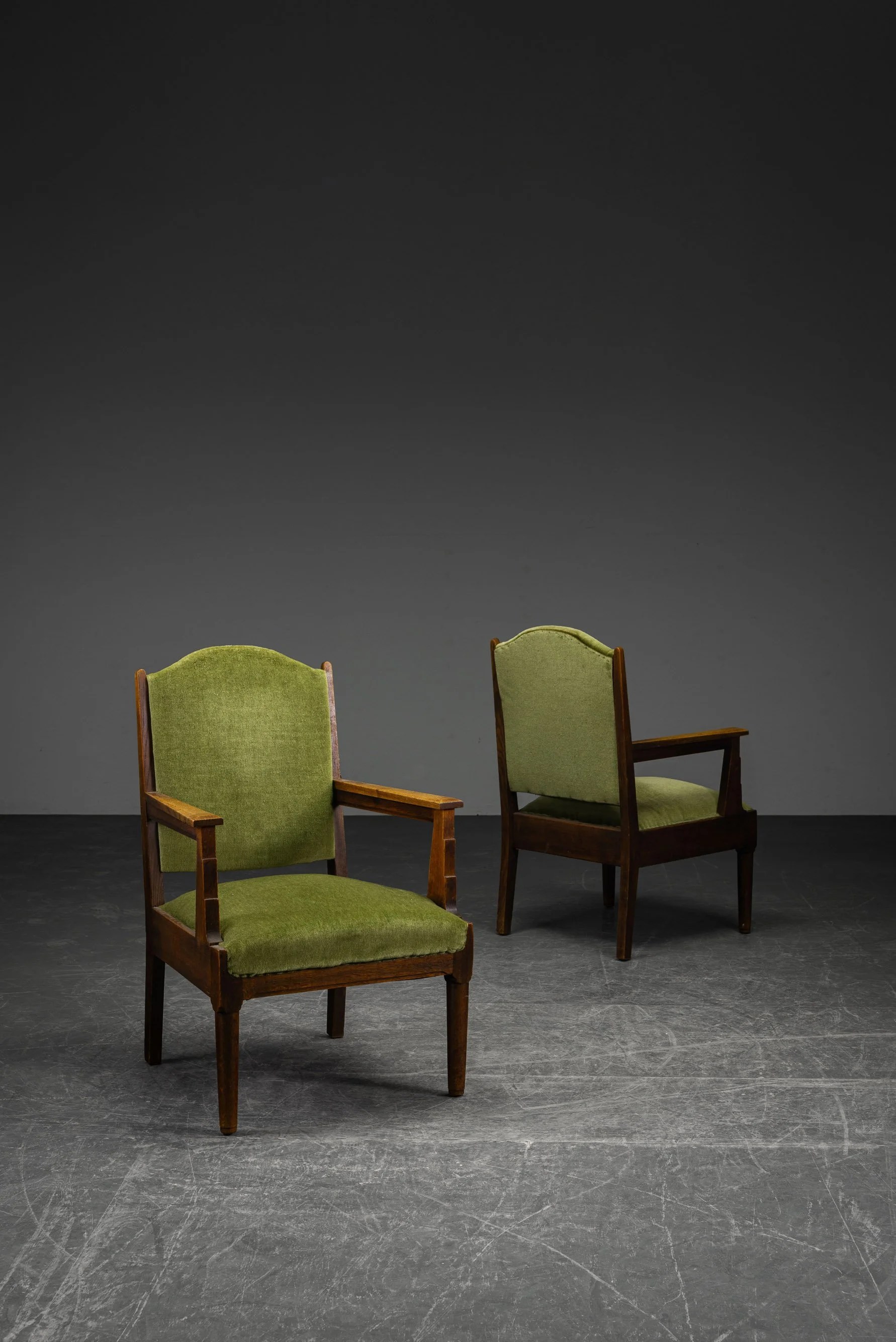 SE-6102026135021-1920s-Armchair-Set_11.jpg