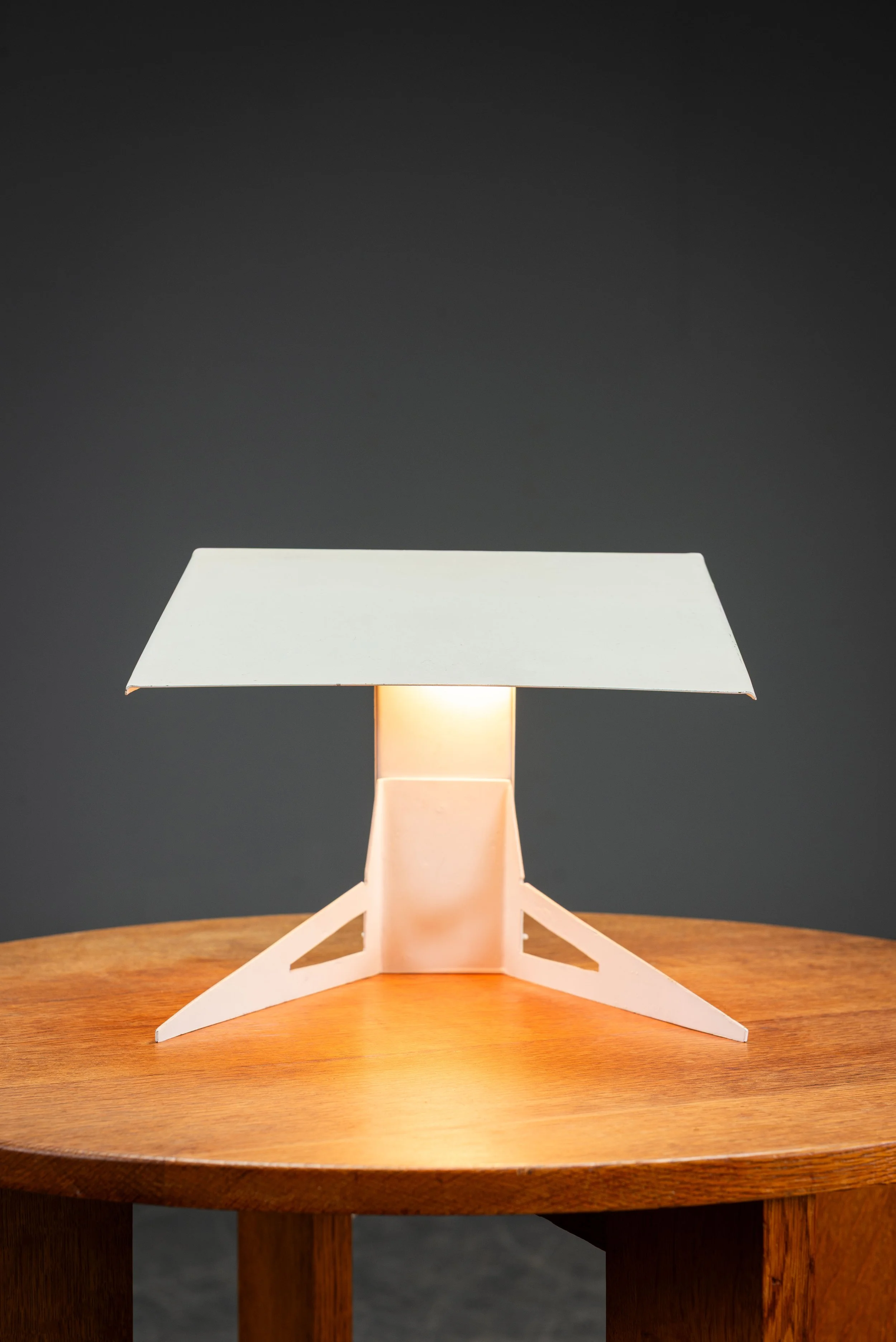 LI-161202692216-1960s-Modernist-Table-Lamp_08.jpg