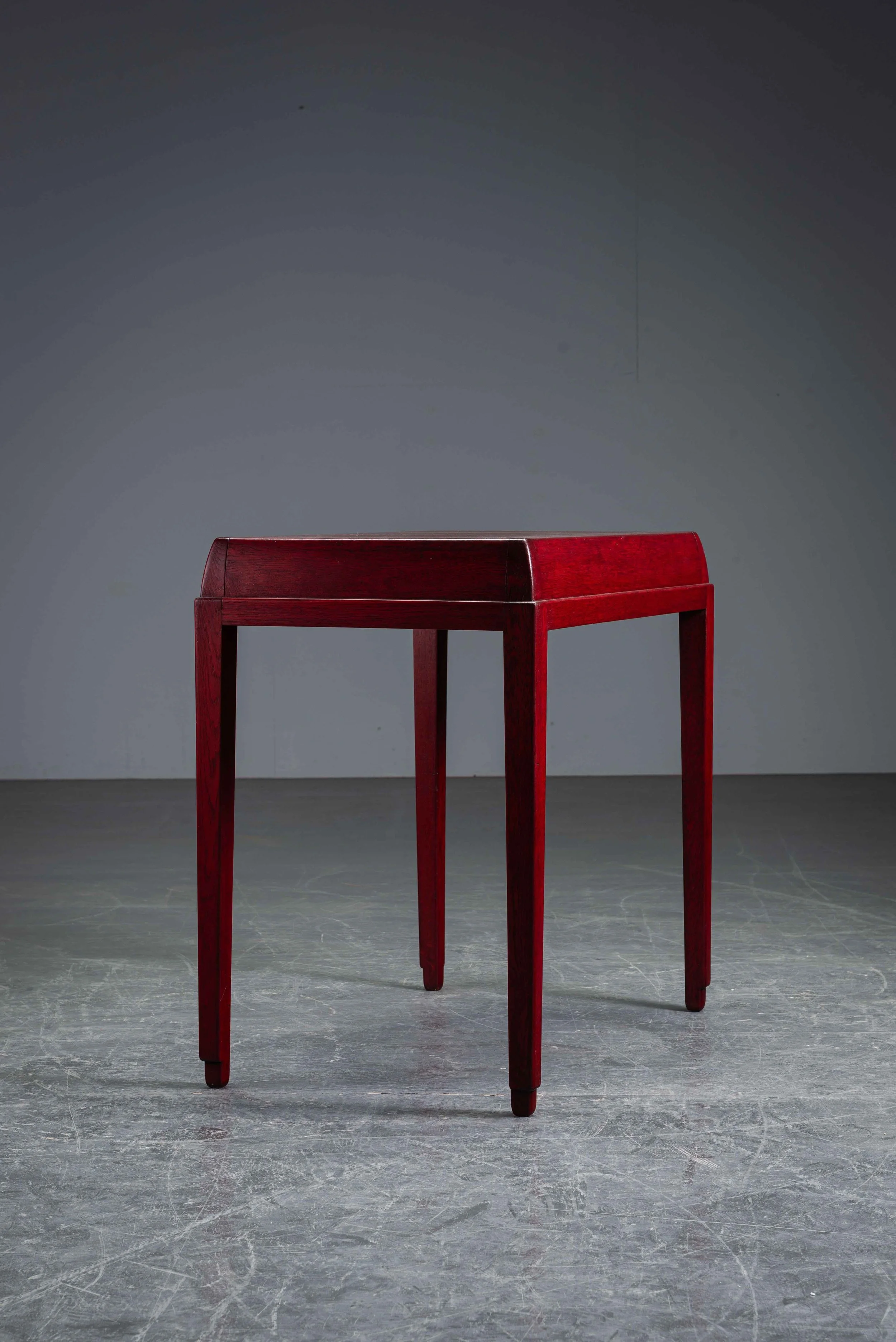TA-2102024143708-1920s-Amsterdamse-School-Side-Table_06.jpg