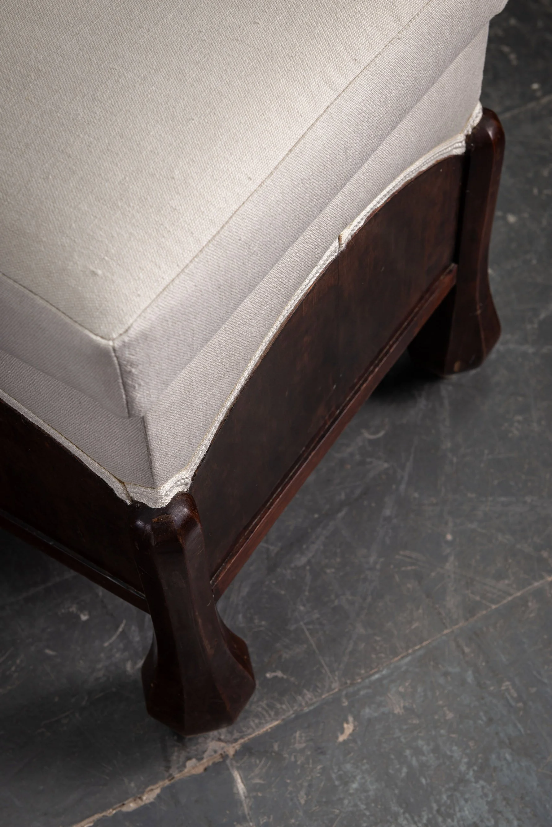 SE-2632024222427-1910s-Antique-Stool_08.jpg