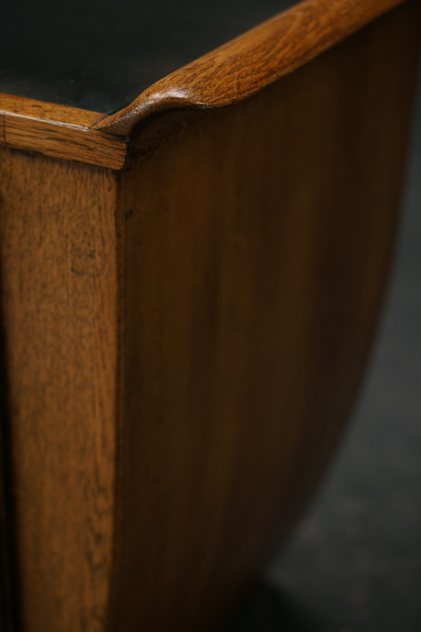ST-1862025192722-Amsterdamse-School-Cabinet-by-Architect-Piet-Kramer_03.jpg